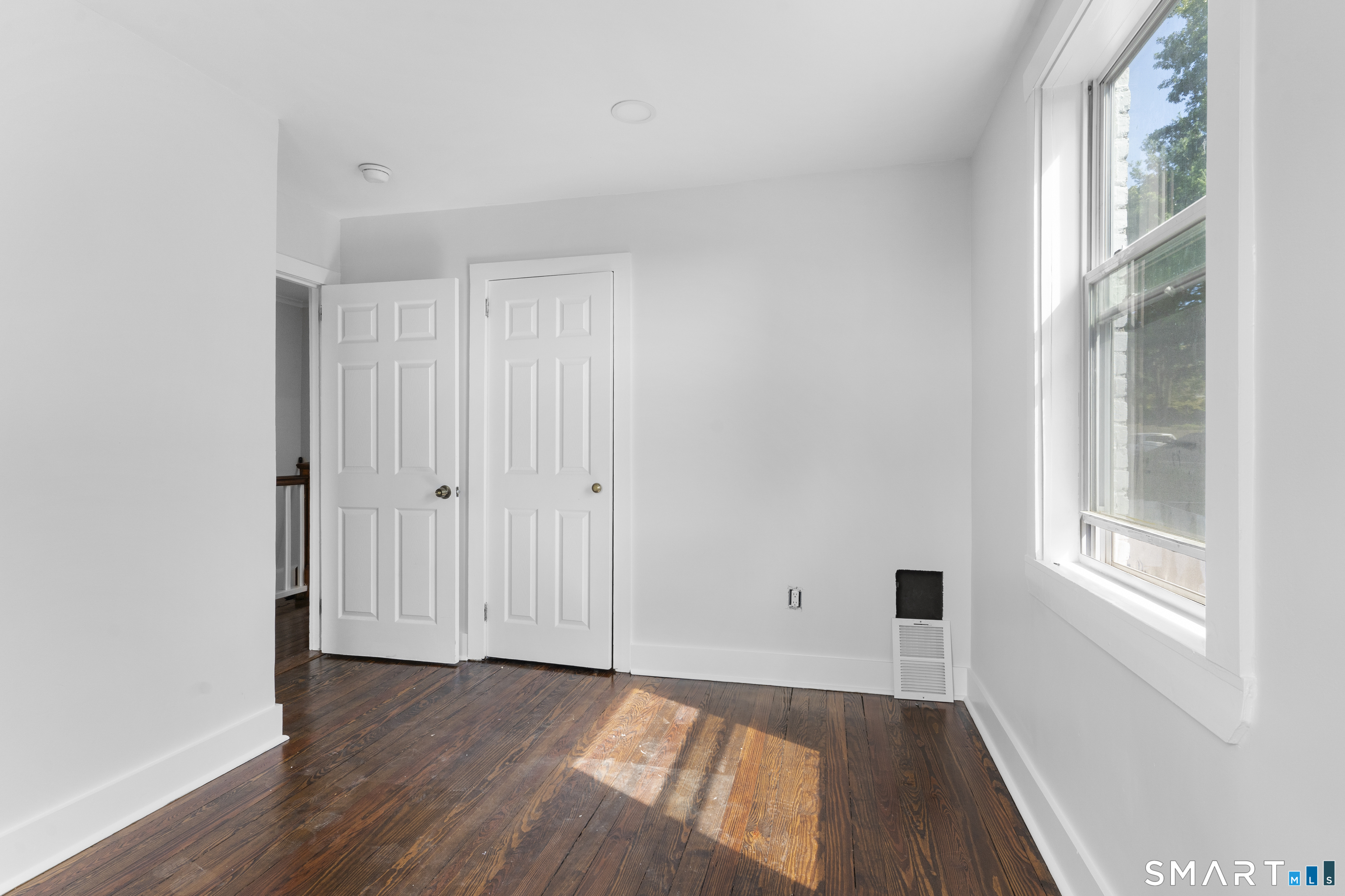 366 Remington Street photo 17
