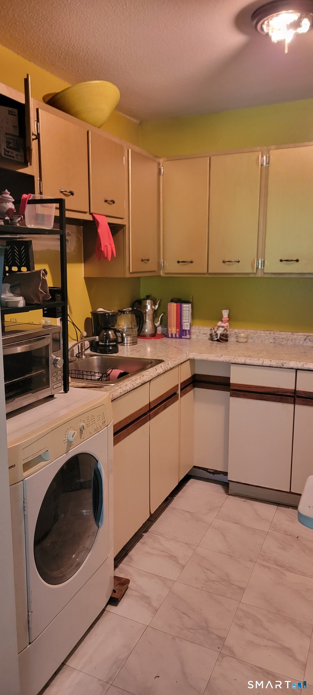 15 Donna Drive  Unit #B4 photo 7