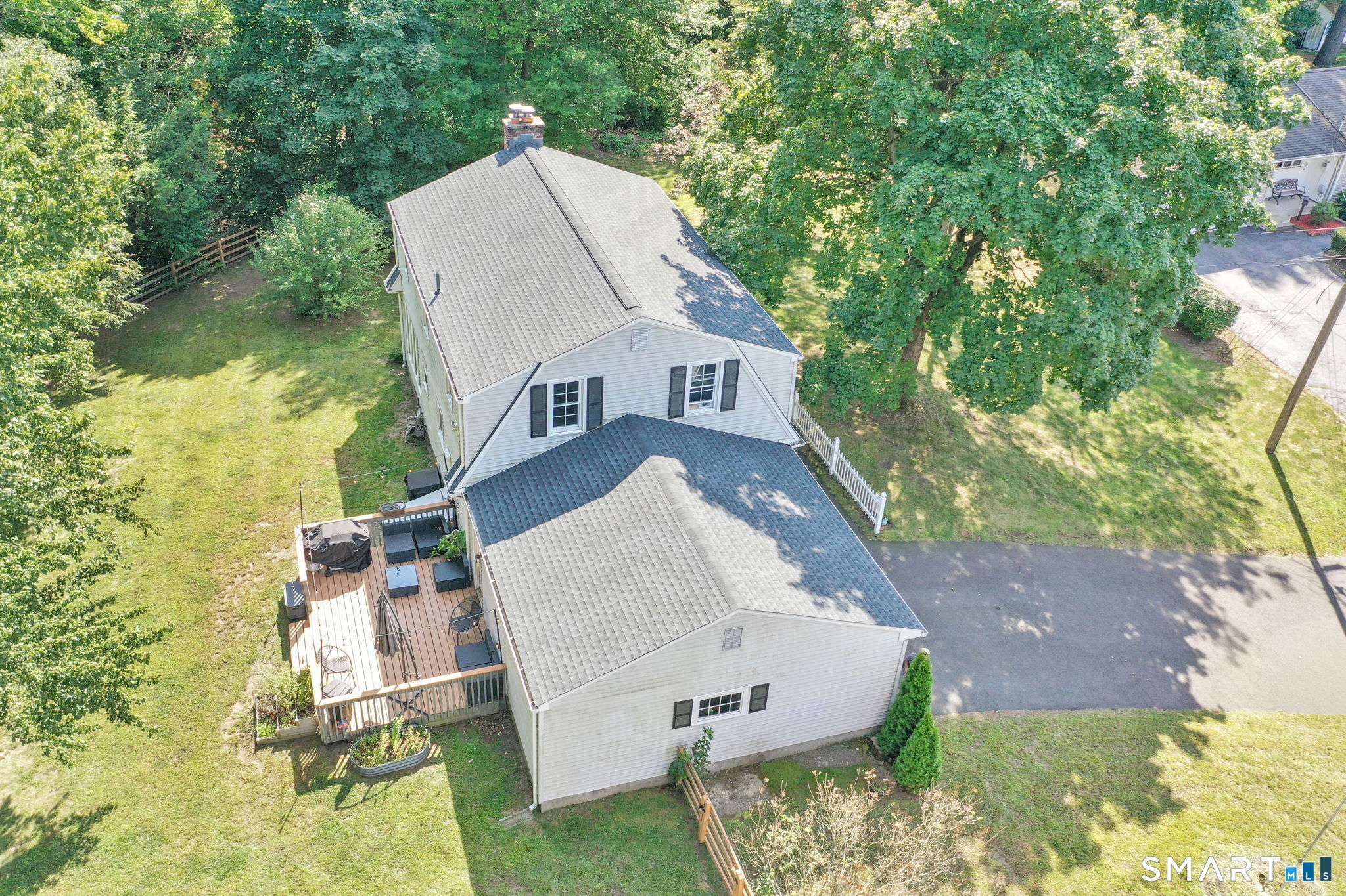 45 Colonial Drive photo 37