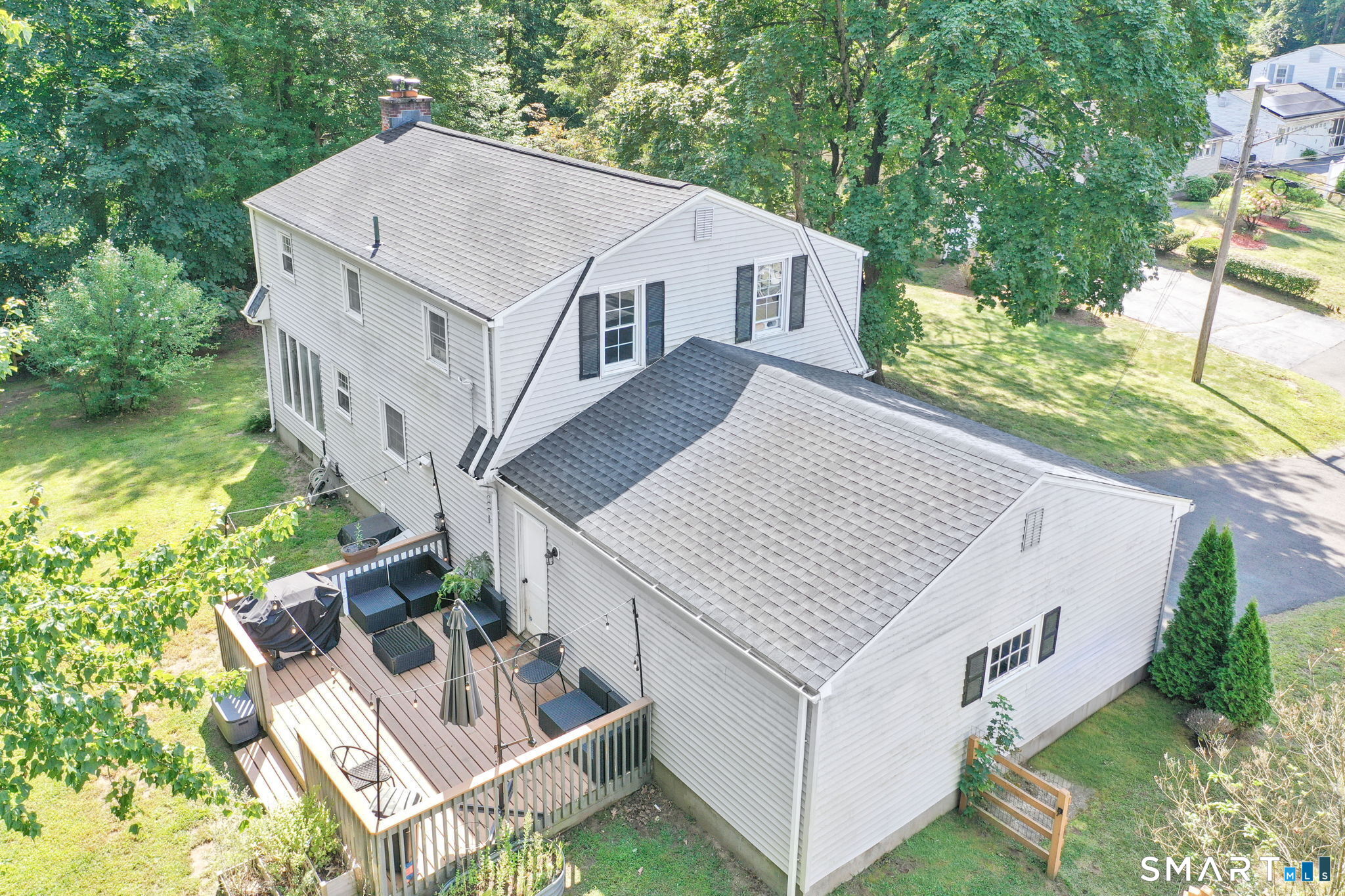 45 Colonial Drive photo 32