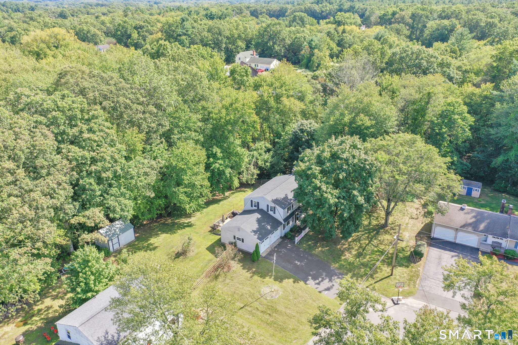 45 Colonial Drive photo 39