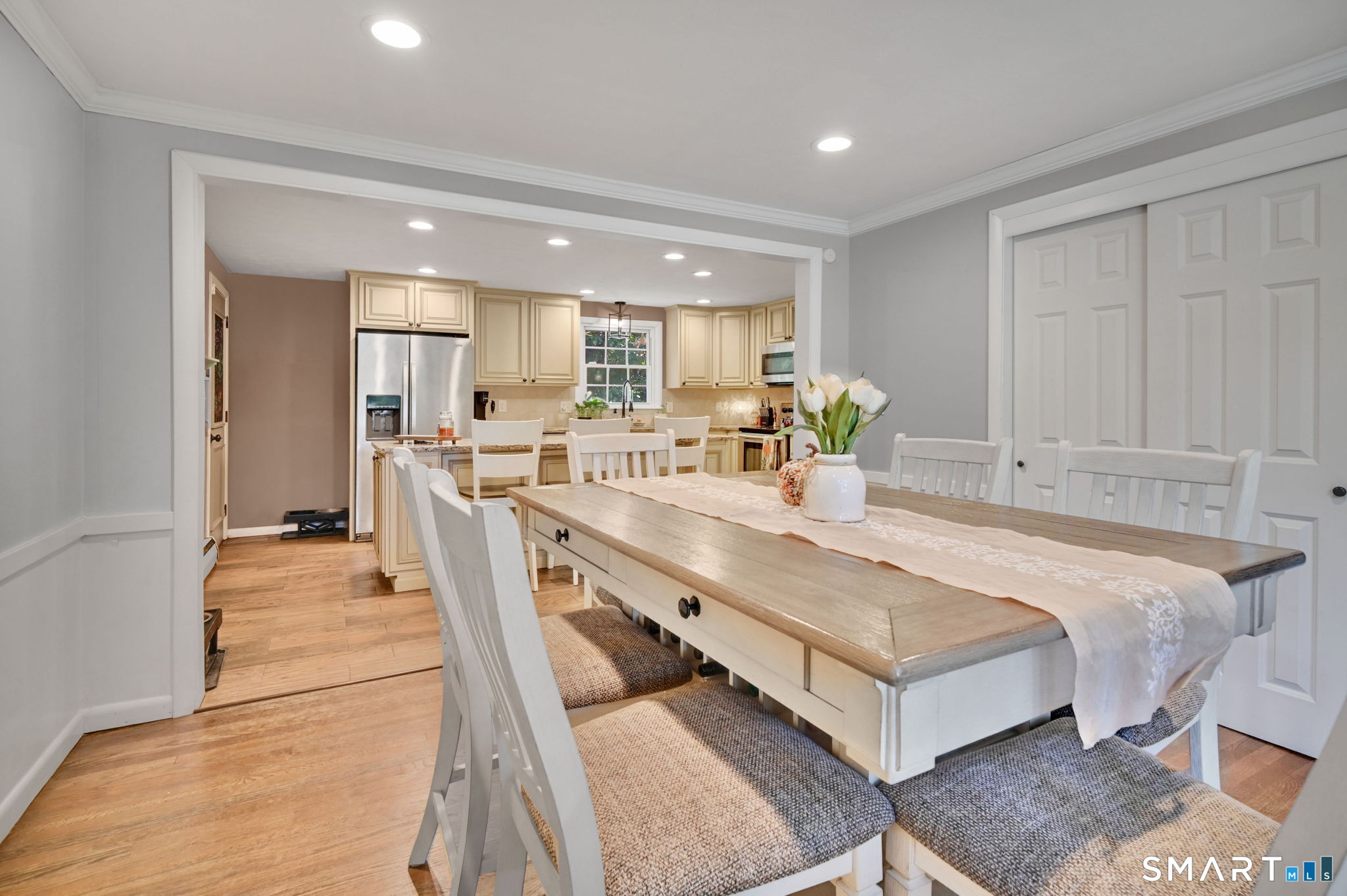45 Colonial Drive photo 11