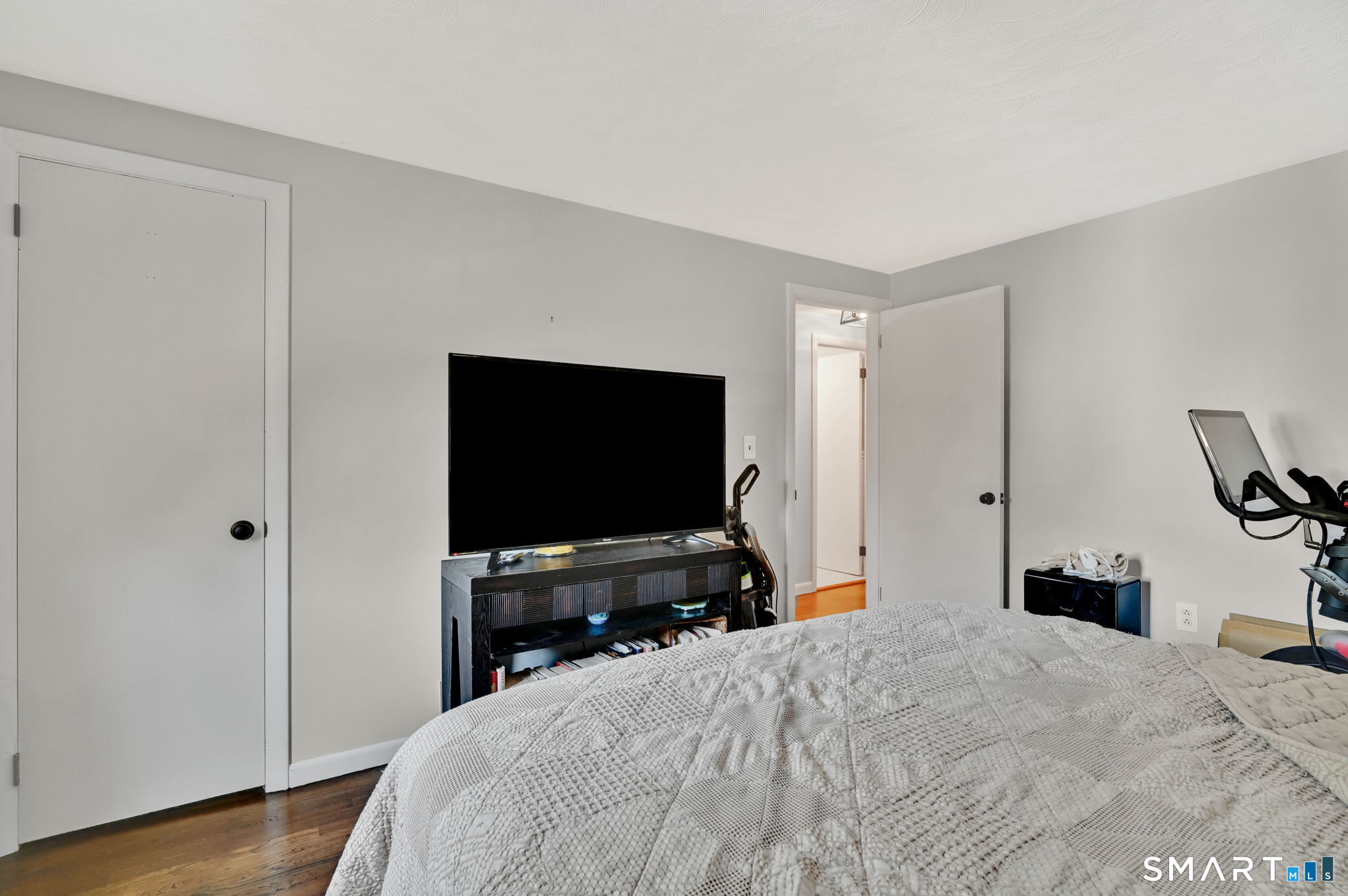 45 Colonial Drive photo 21