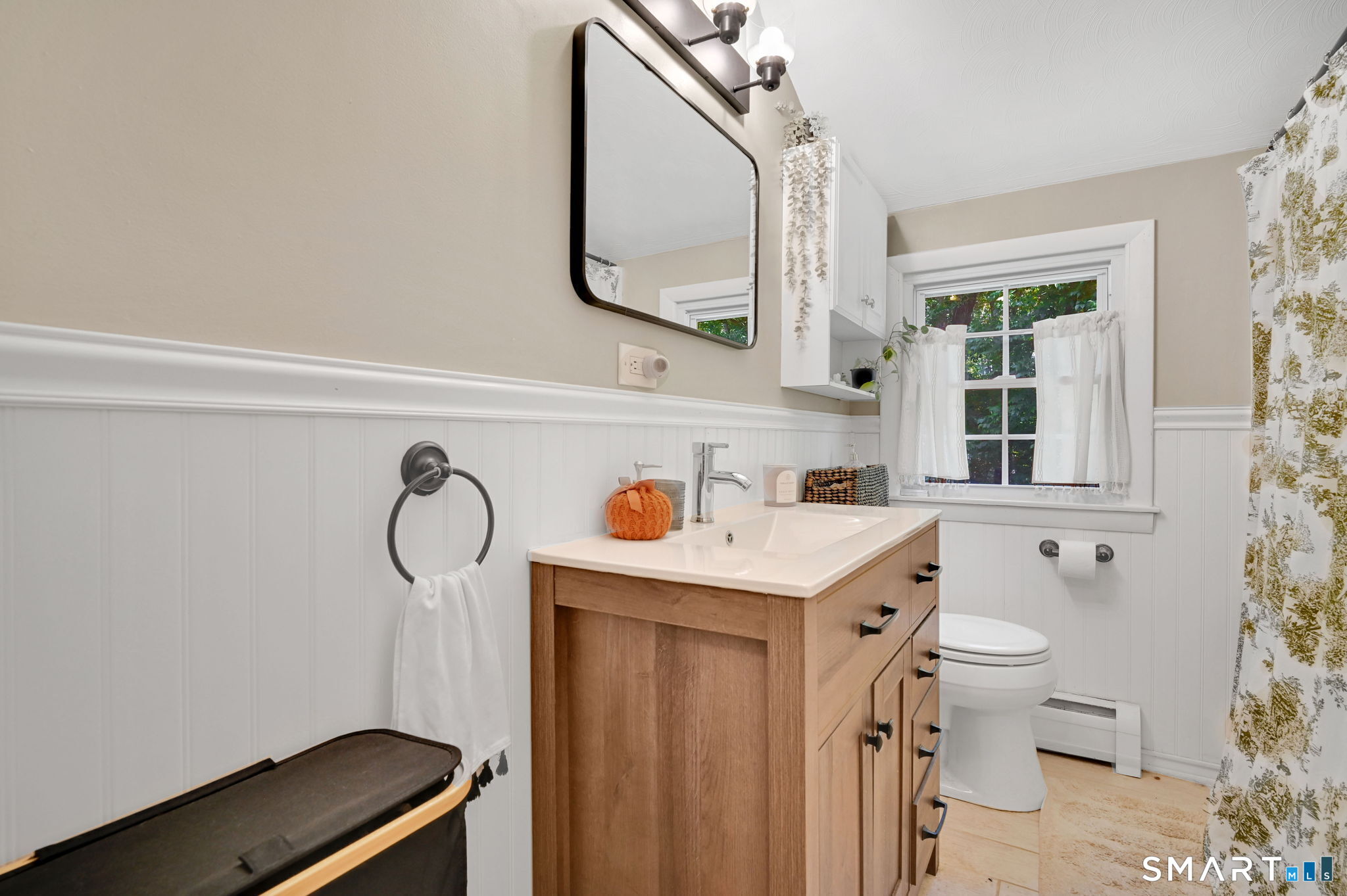 45 Colonial Drive photo 24