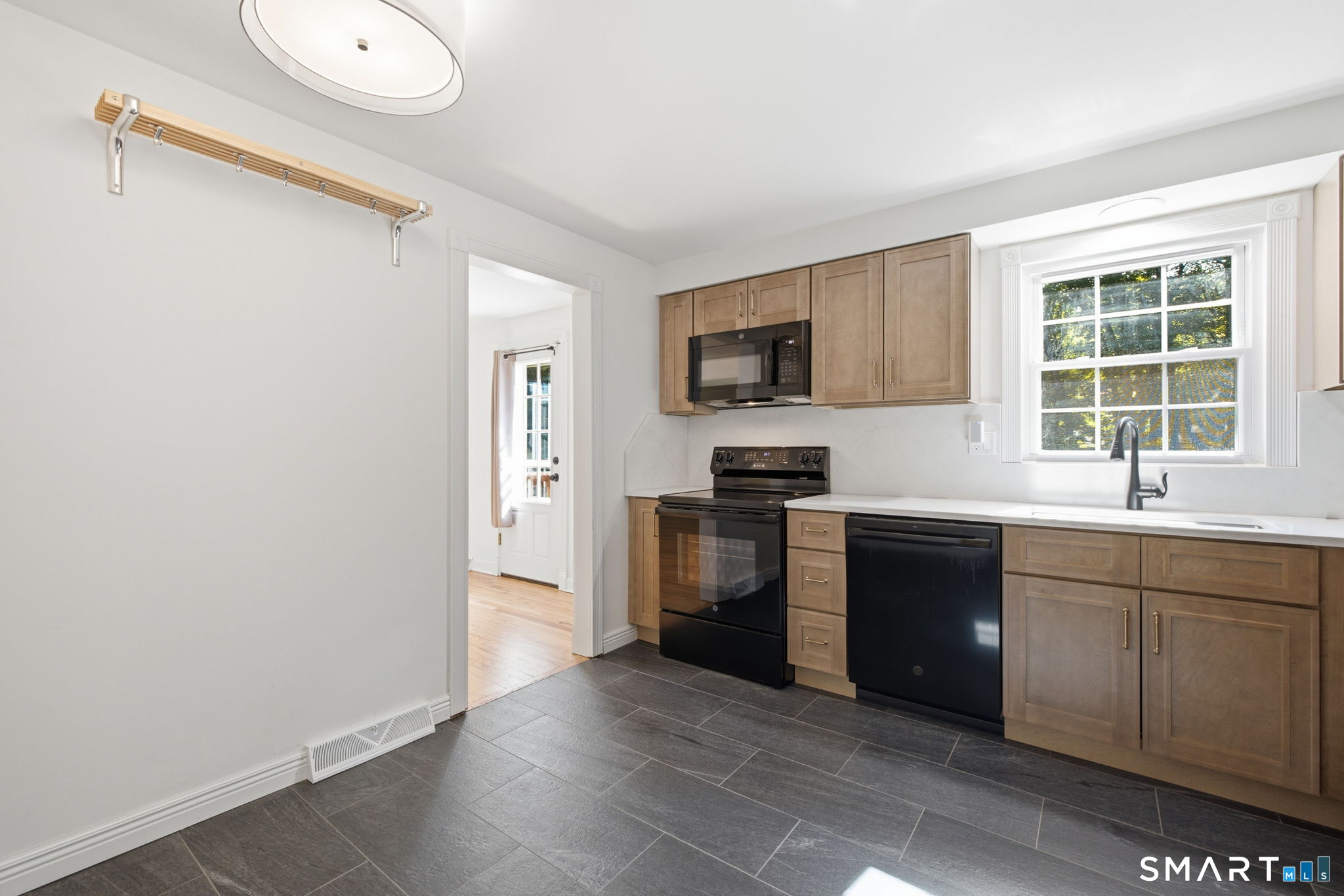 99 Cow Hill Road photo 17