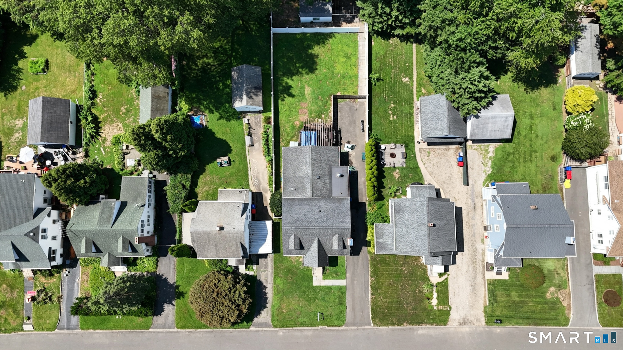 7 Hadik Parkway photo 4