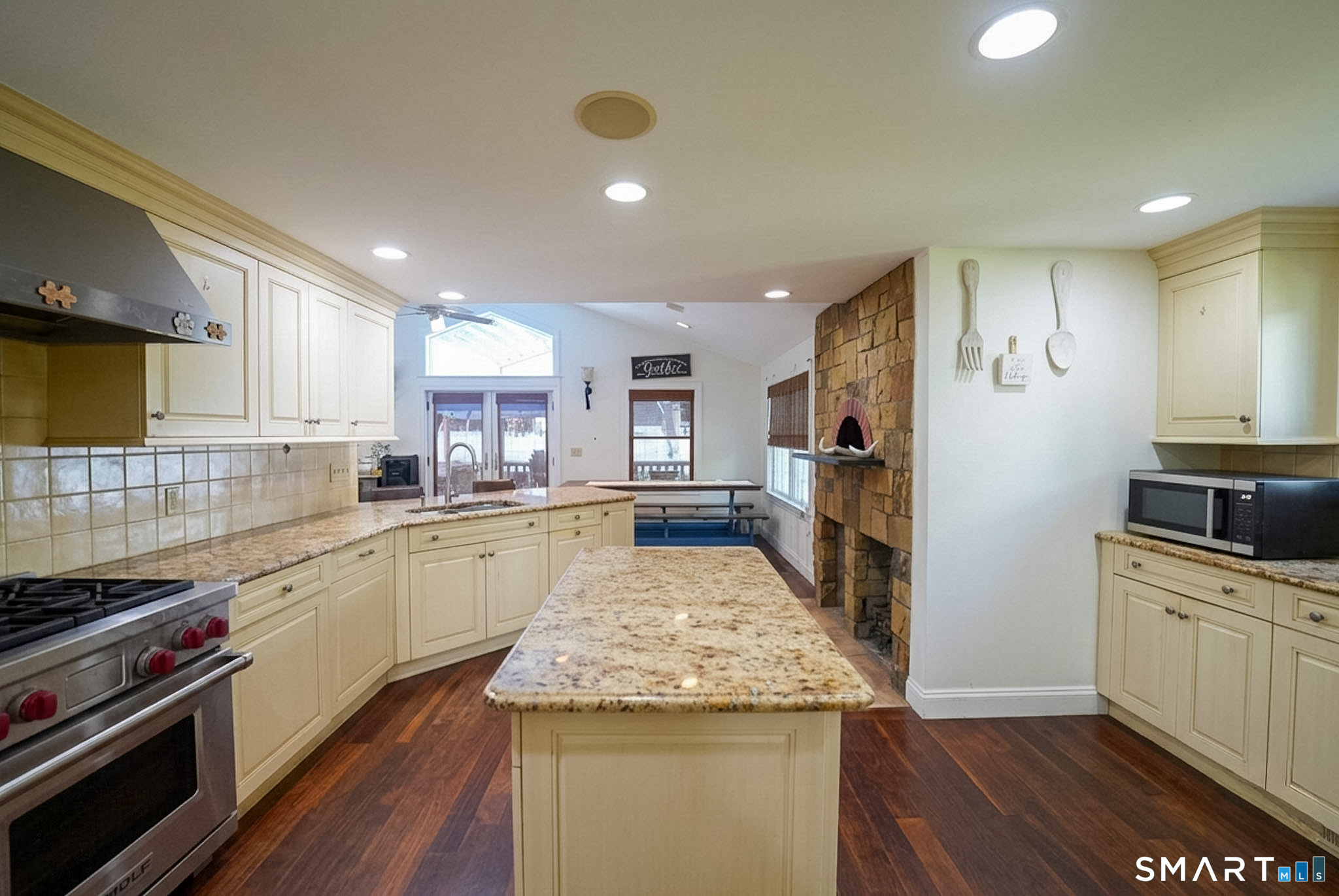 7 Hadik Parkway photo 7