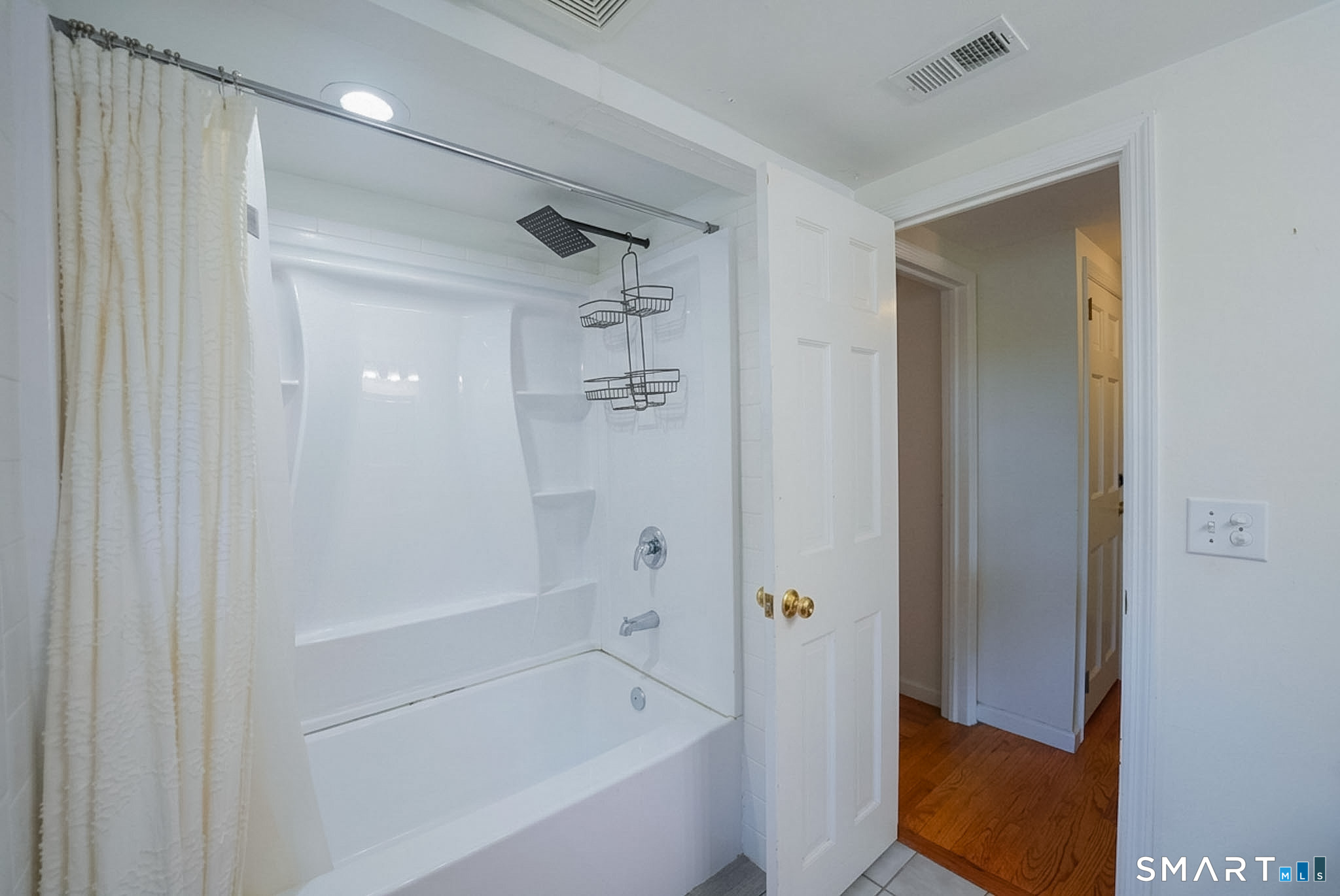 7 Hadik Parkway photo 24