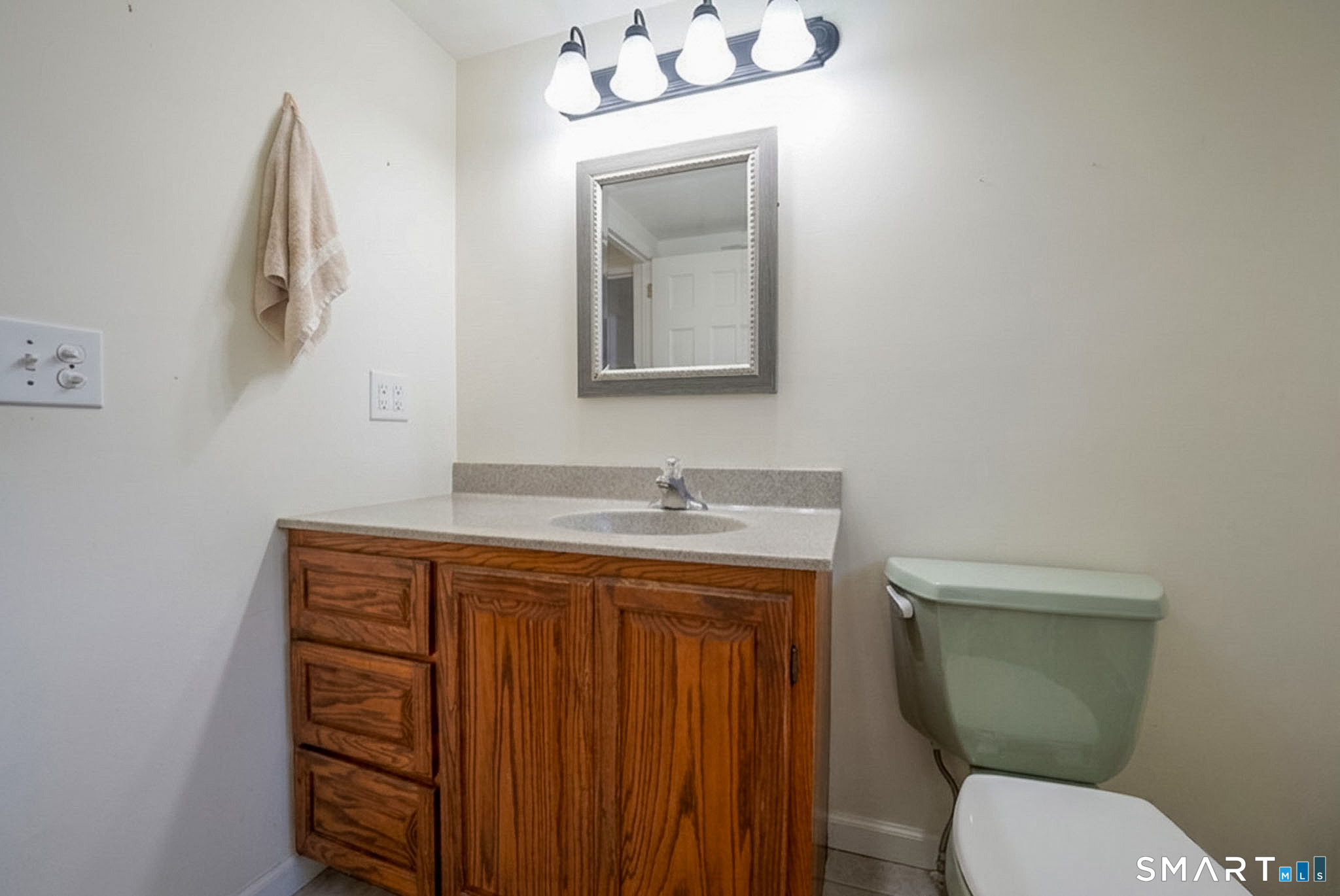 7 Hadik Parkway photo 35