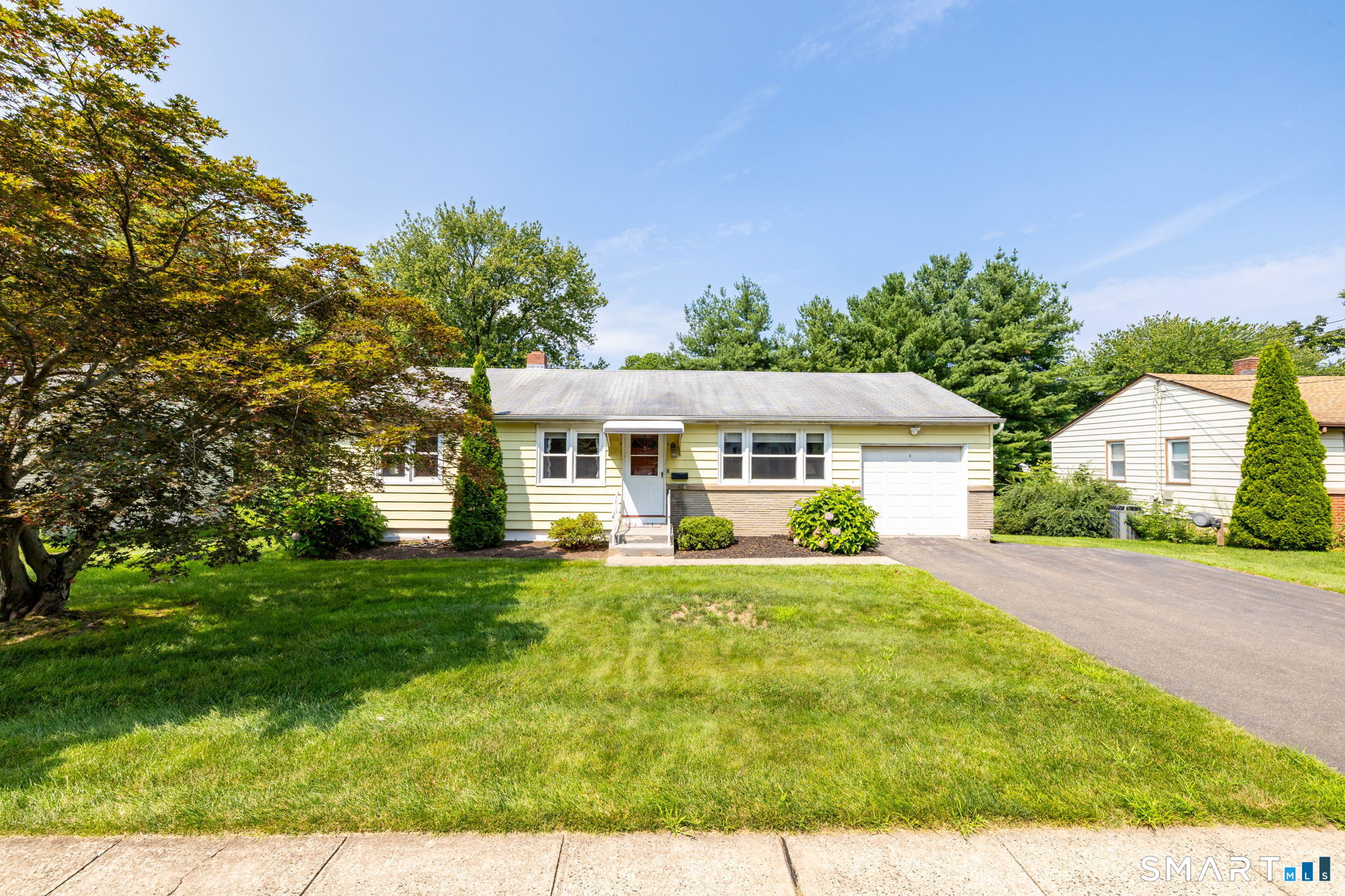 632 Circular Avenue photo 2