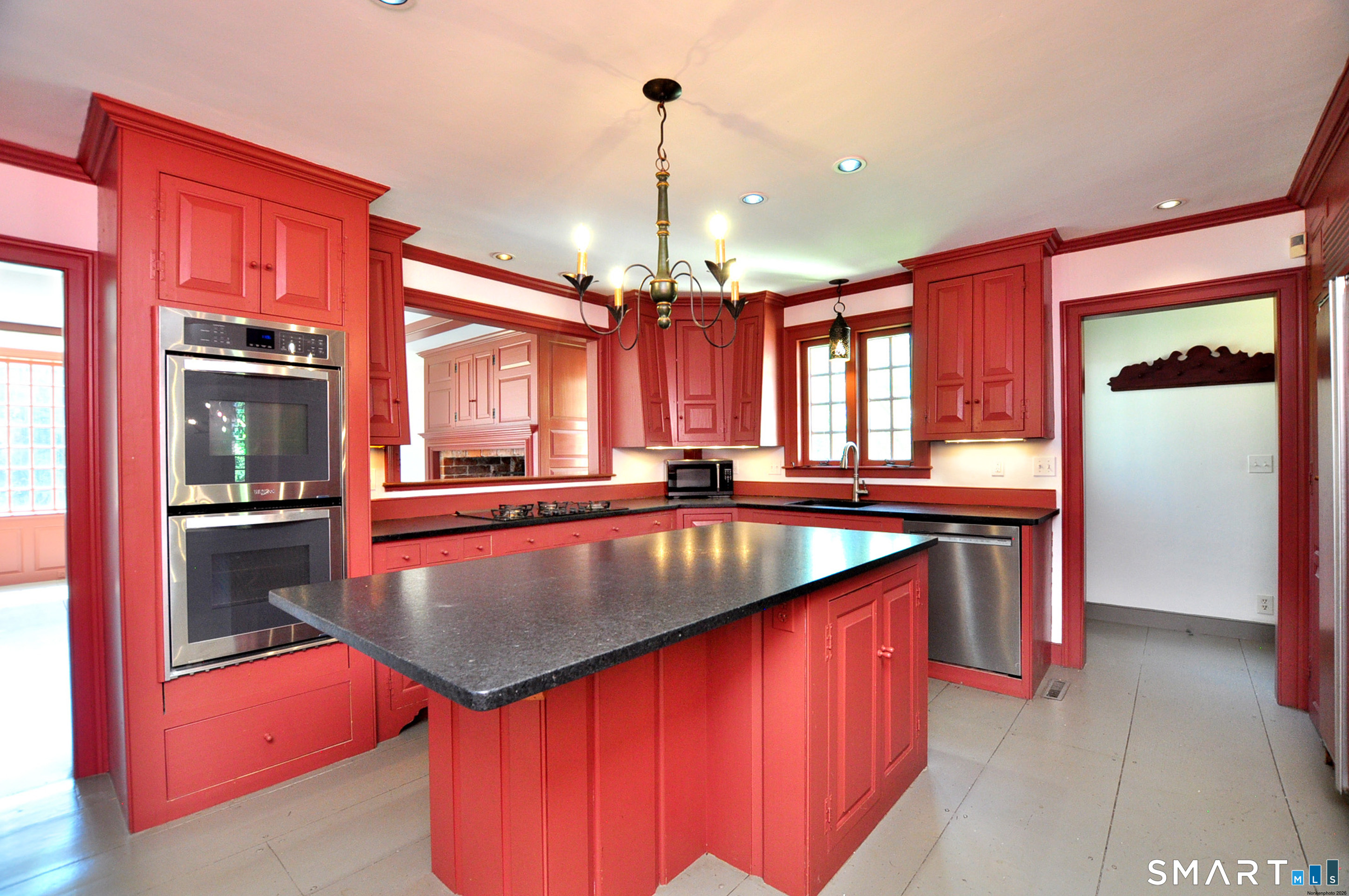 712 Spring Street photo 16