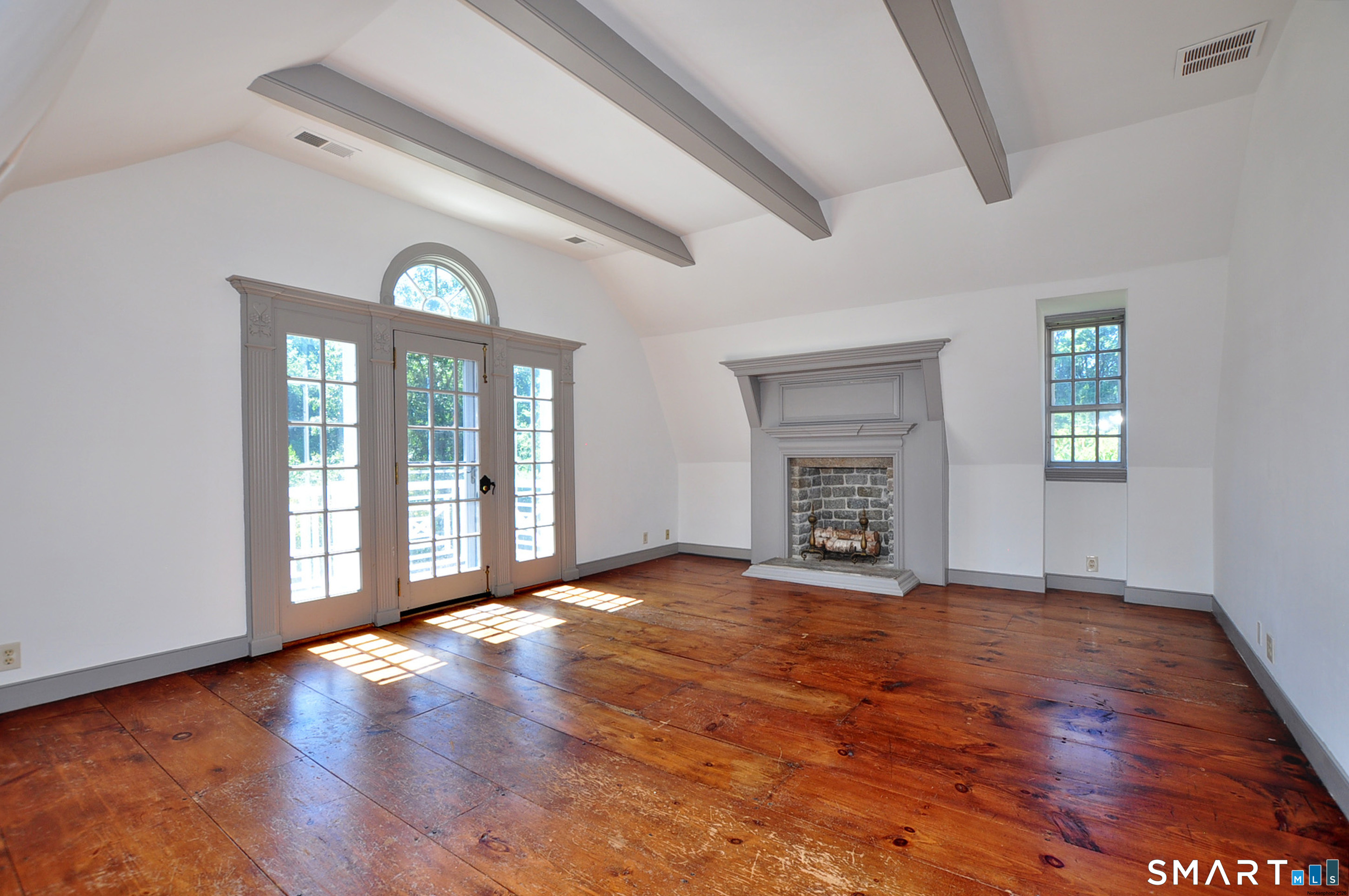 712 Spring Street photo 24