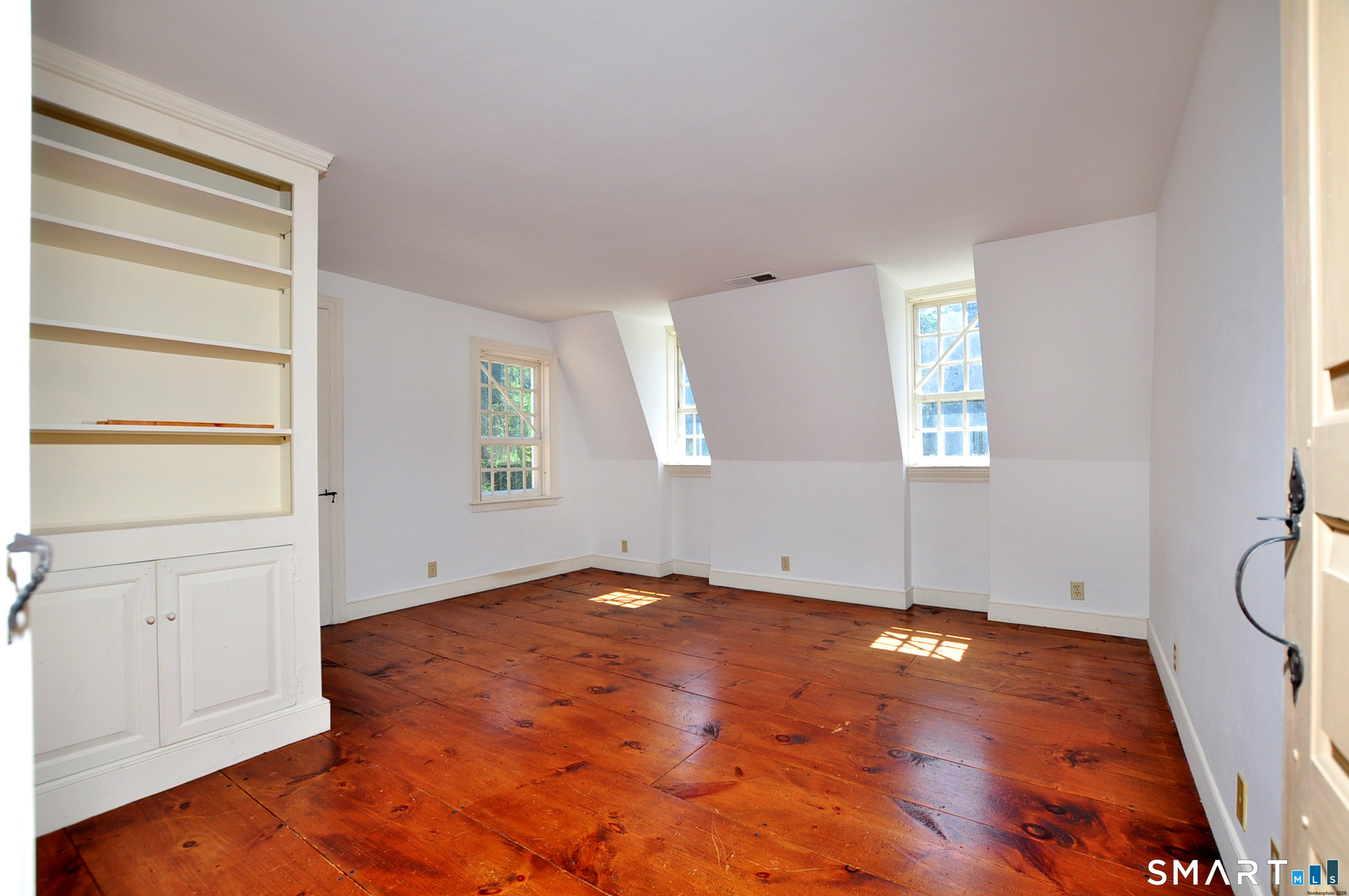 712 Spring Street photo 32