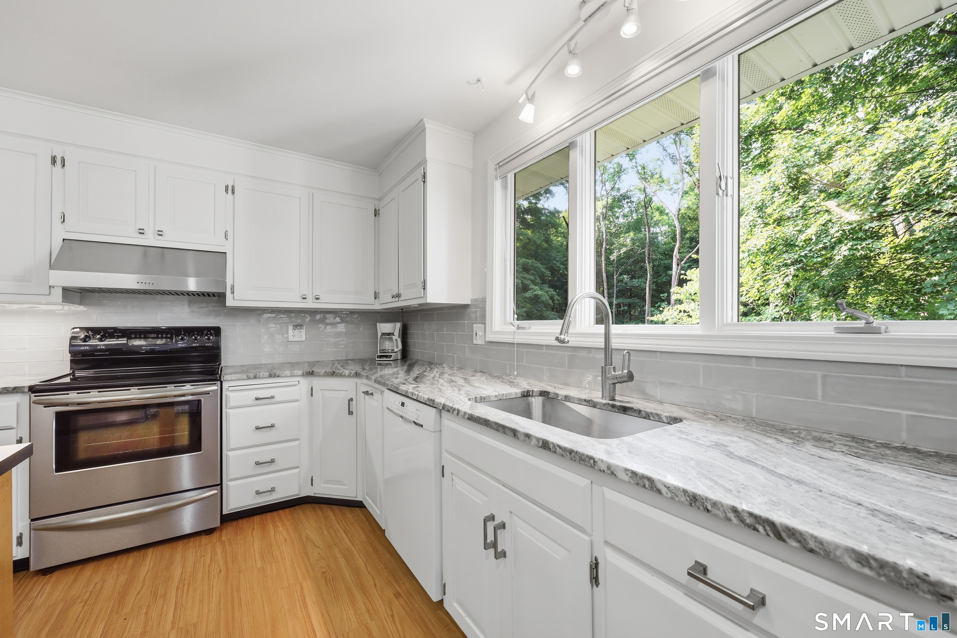 161 Great Pond Road photo 11