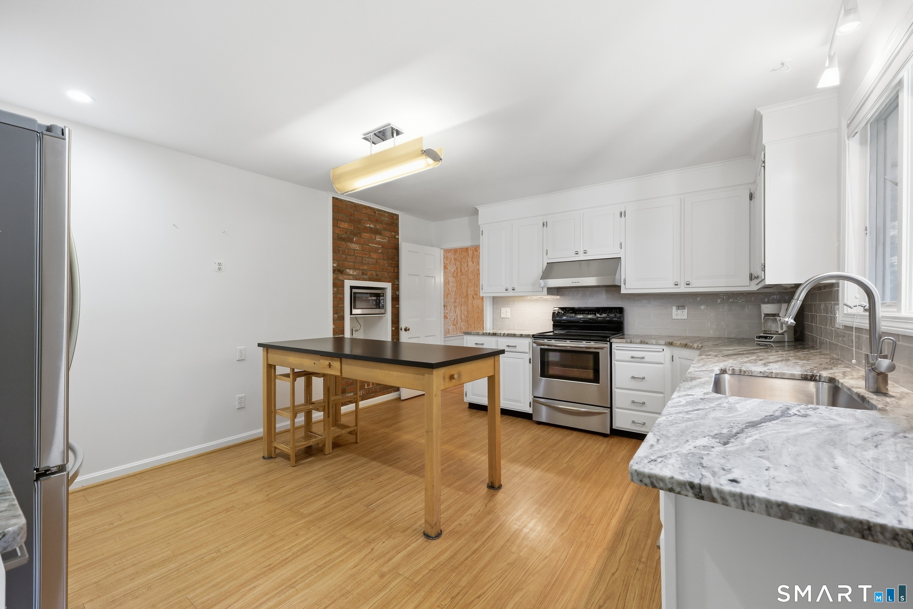 161 Great Pond Road photo 10