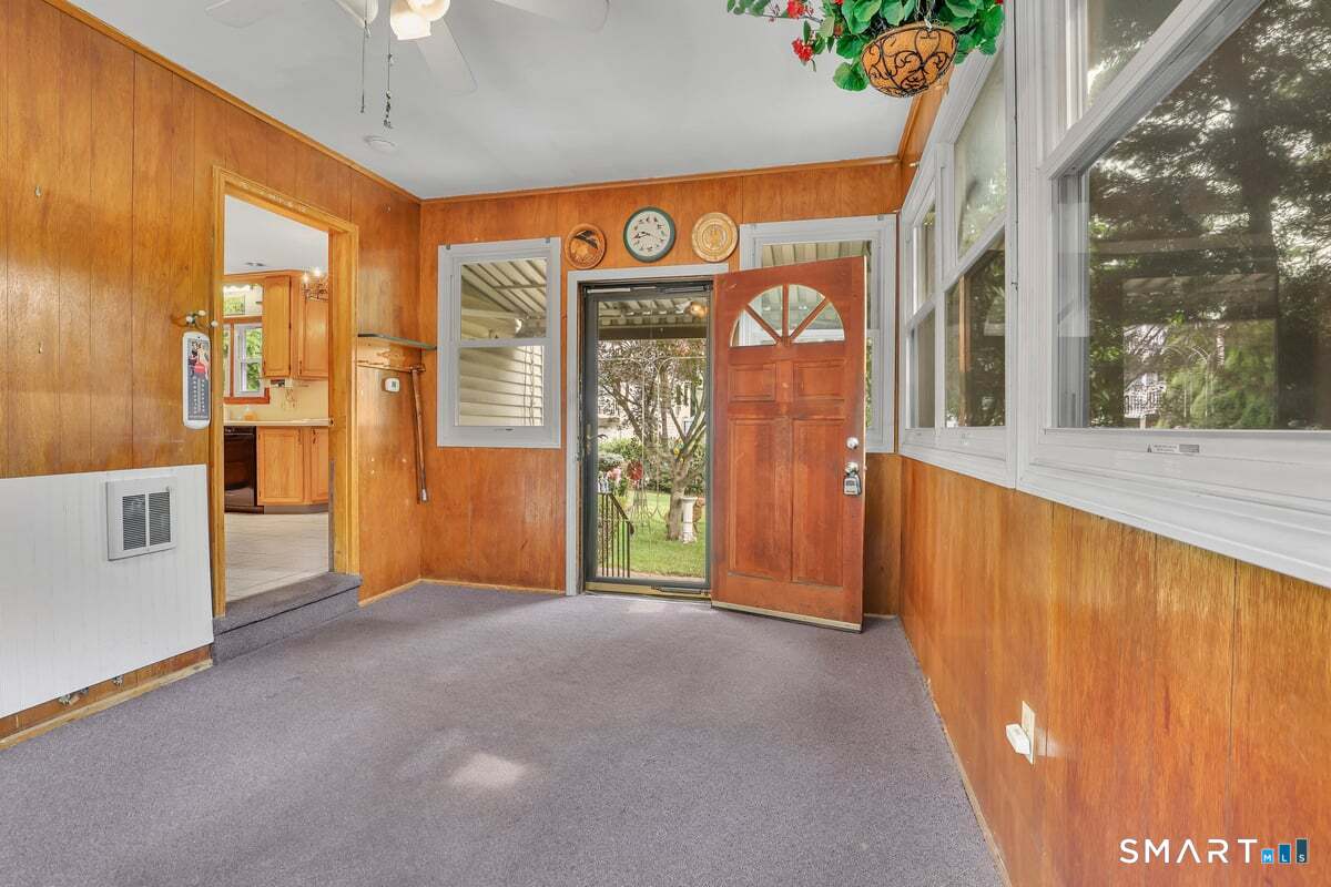 68 Pine Street photo 17