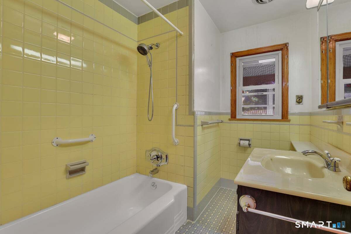 68 Pine Street photo 19