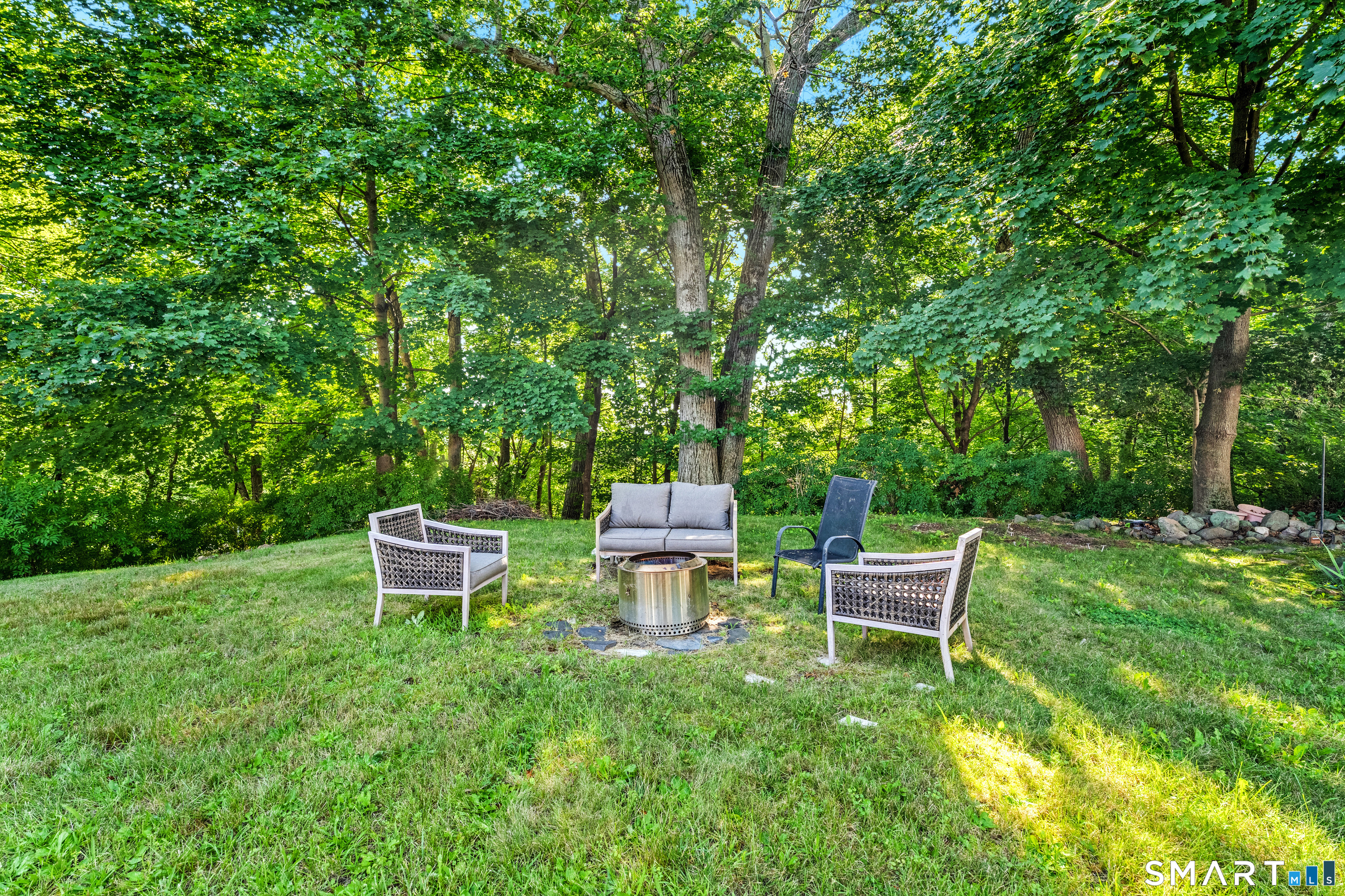 25 Seneca Road photo 17