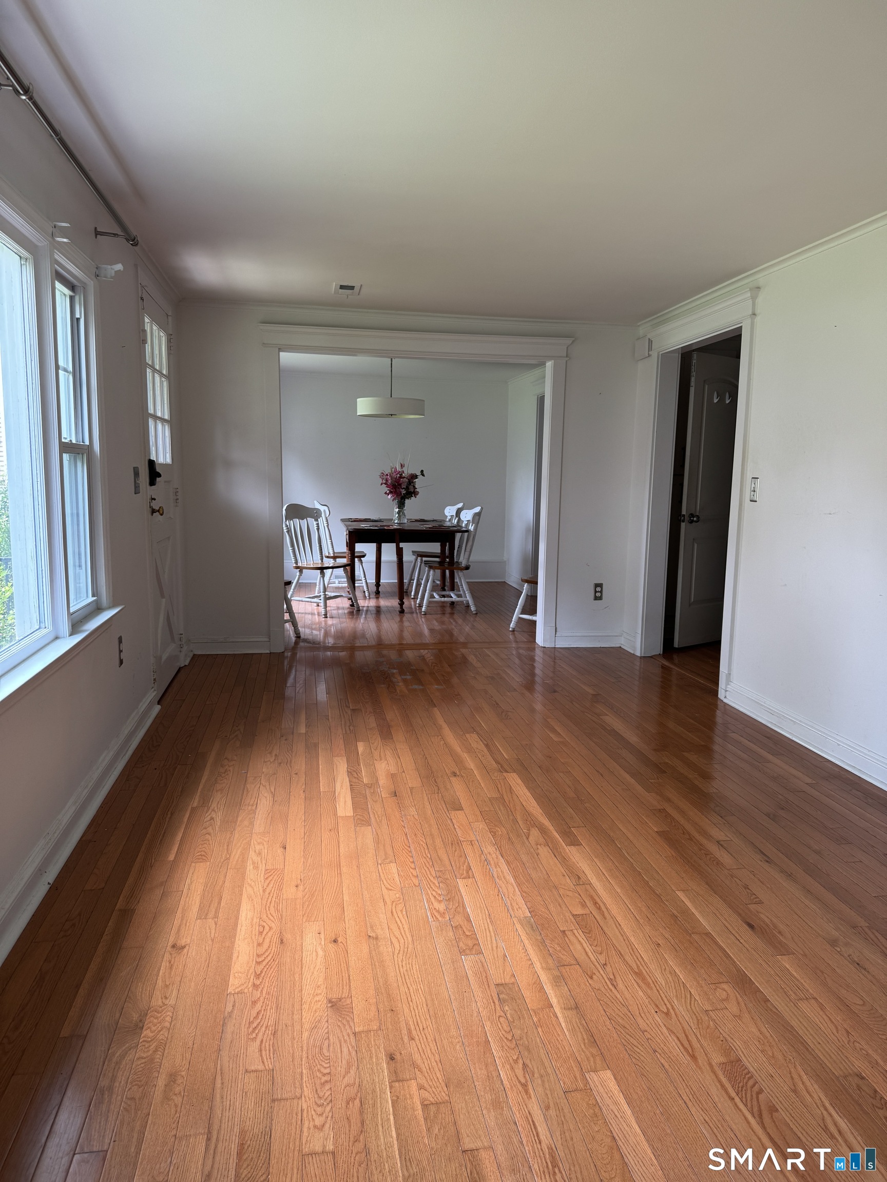 72 Nichols Avenue photo 9
