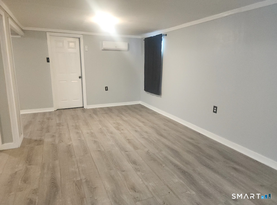 411 Griffin Road photo 23