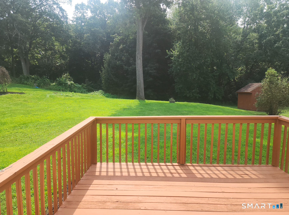 411 Griffin Road photo 4
