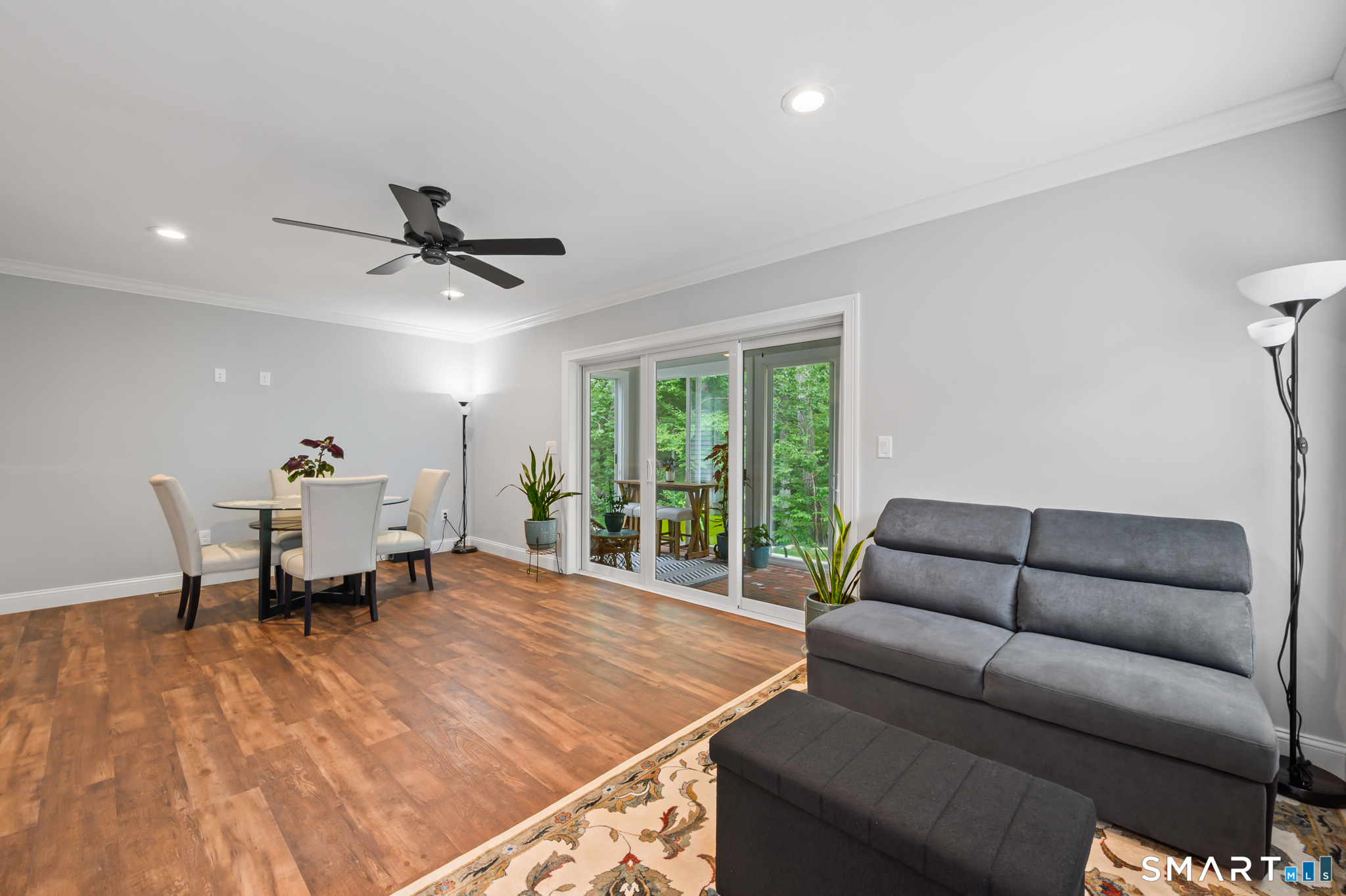 39 Jordan Lane photo 12