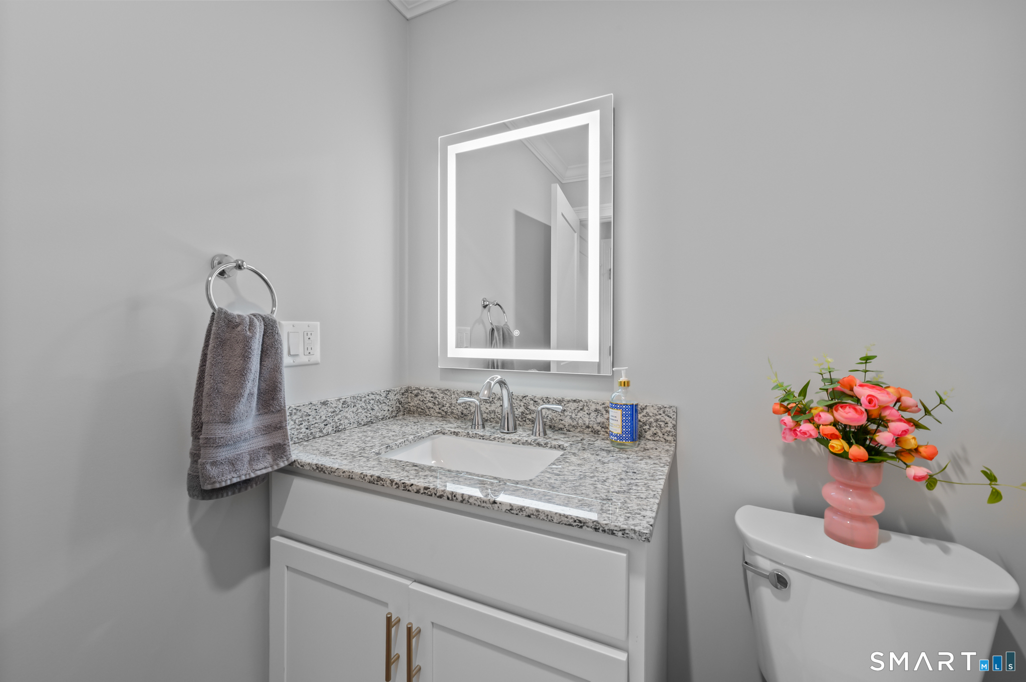 39 Jordan Lane photo 15