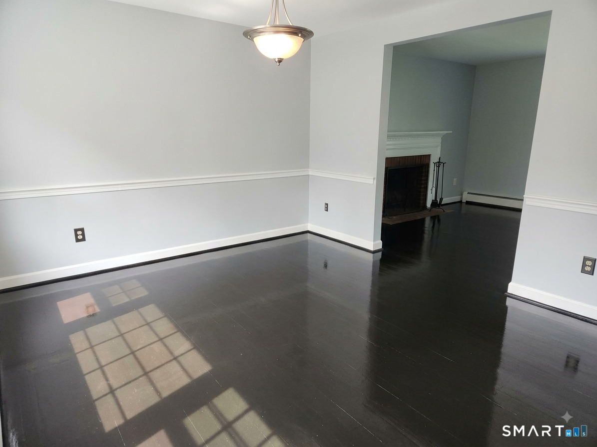 411 Griffin Road photo 10