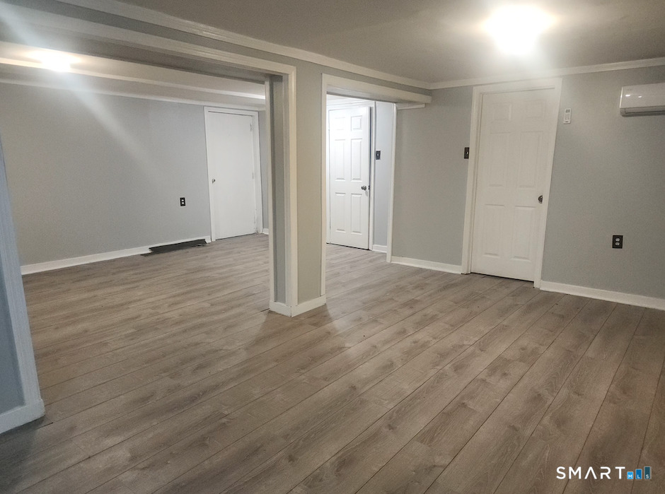 411 Griffin Road photo 19