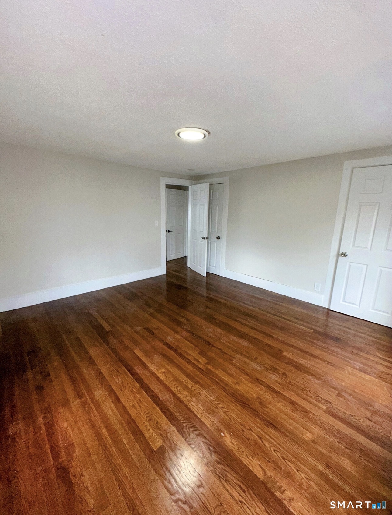 34 Bulkeley Plain photo 11