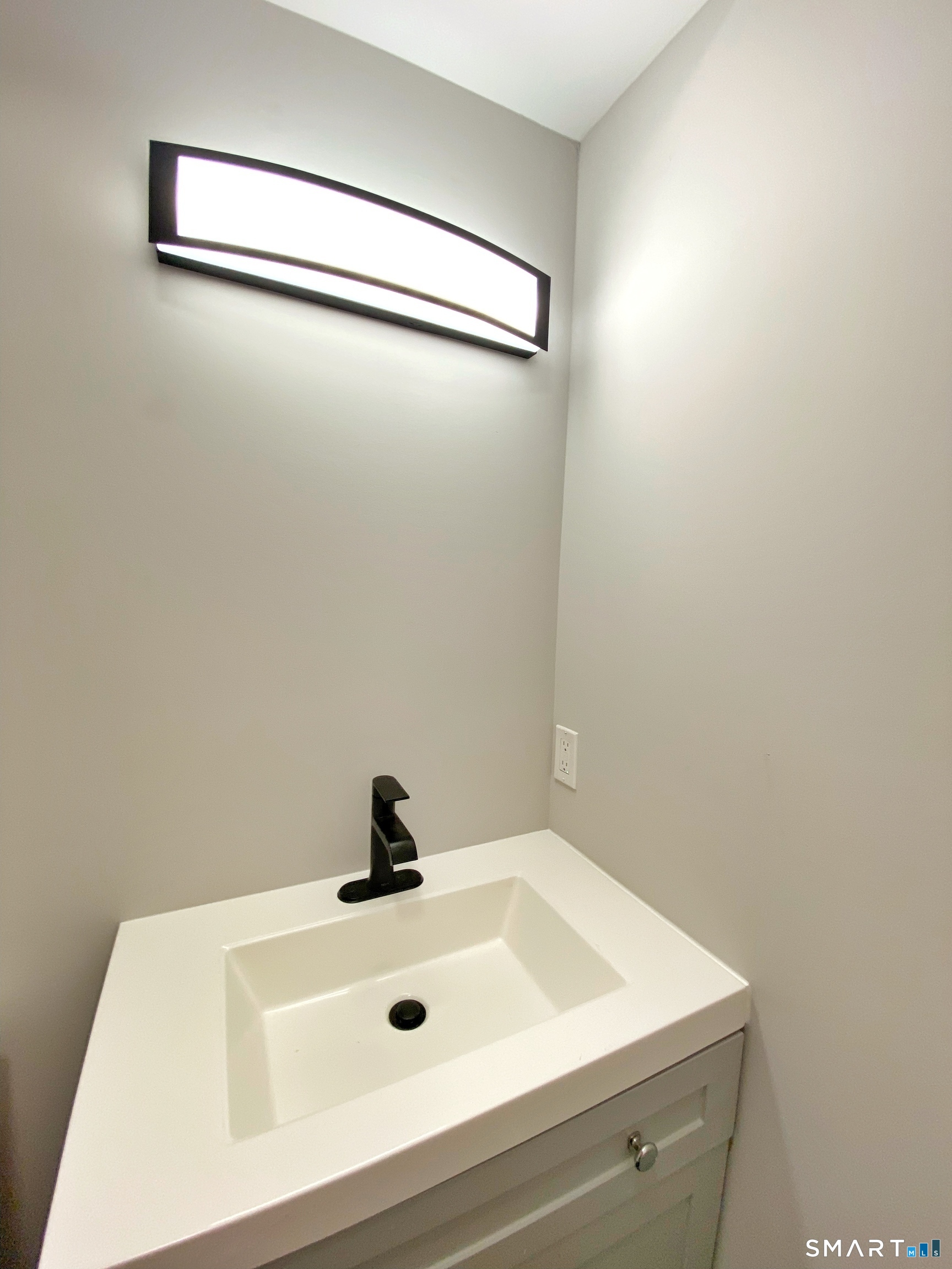 7 Wall Street  Unit #4 photo 6