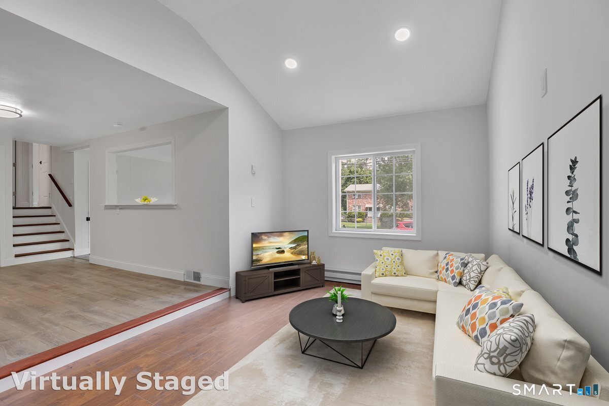 76 Jersey Street photo 4
