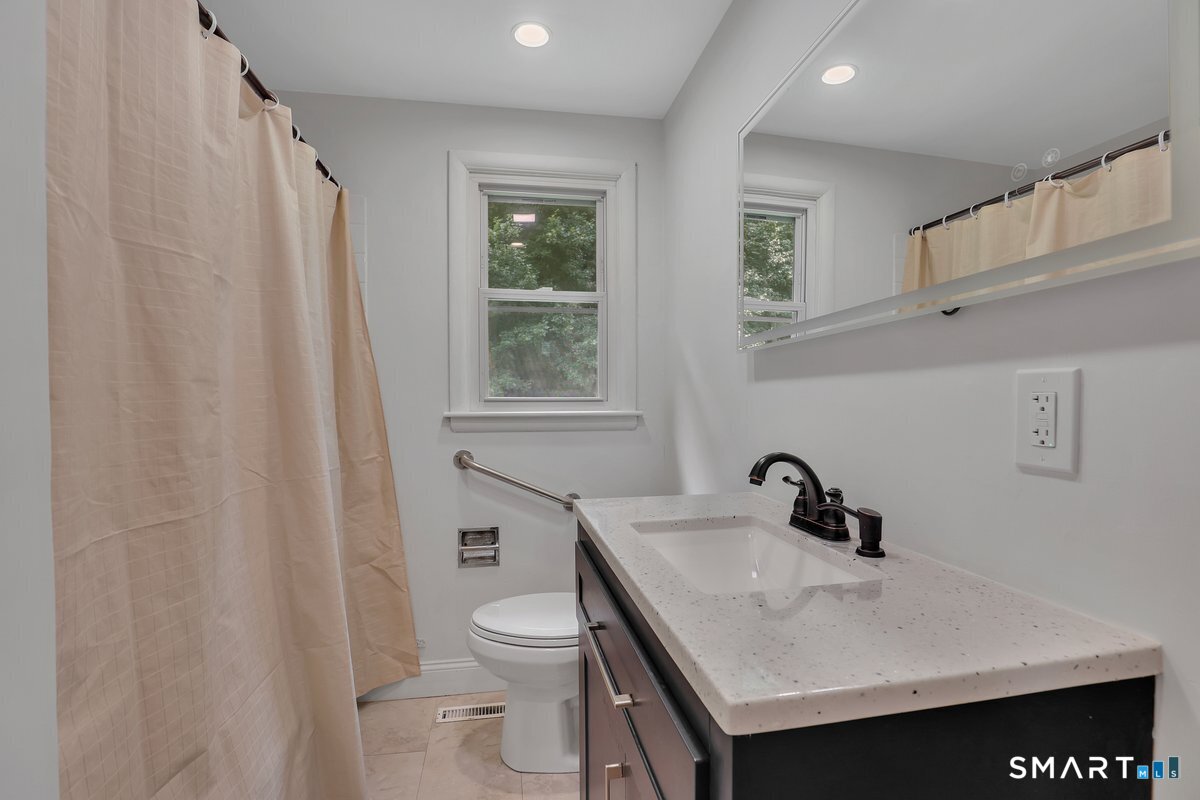 76 Jersey Street photo 10