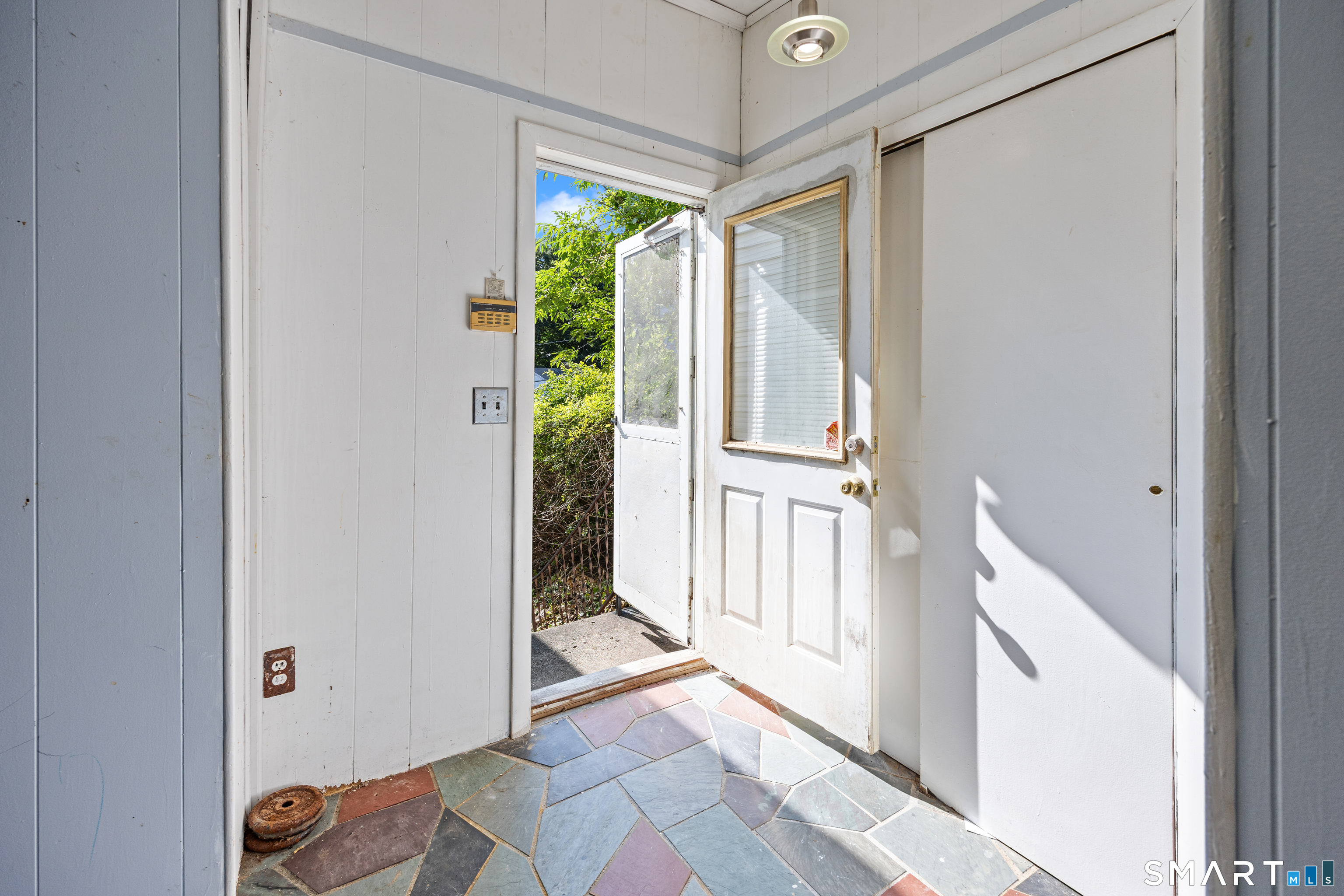 337 Robinwood Road photo 12