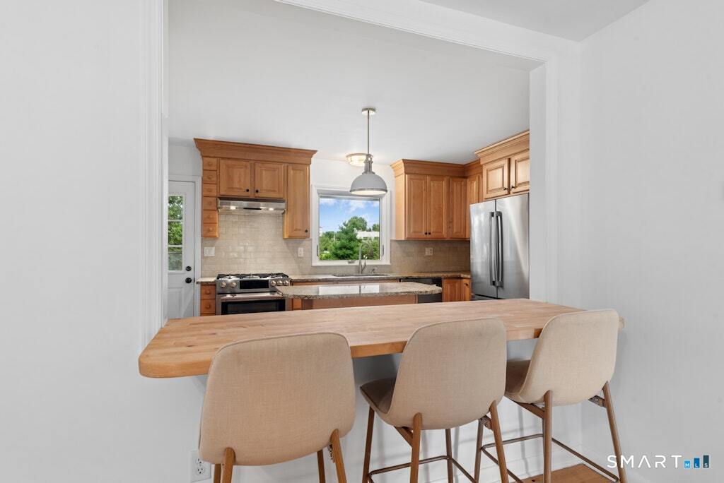 34 Davenport Drive photo 6