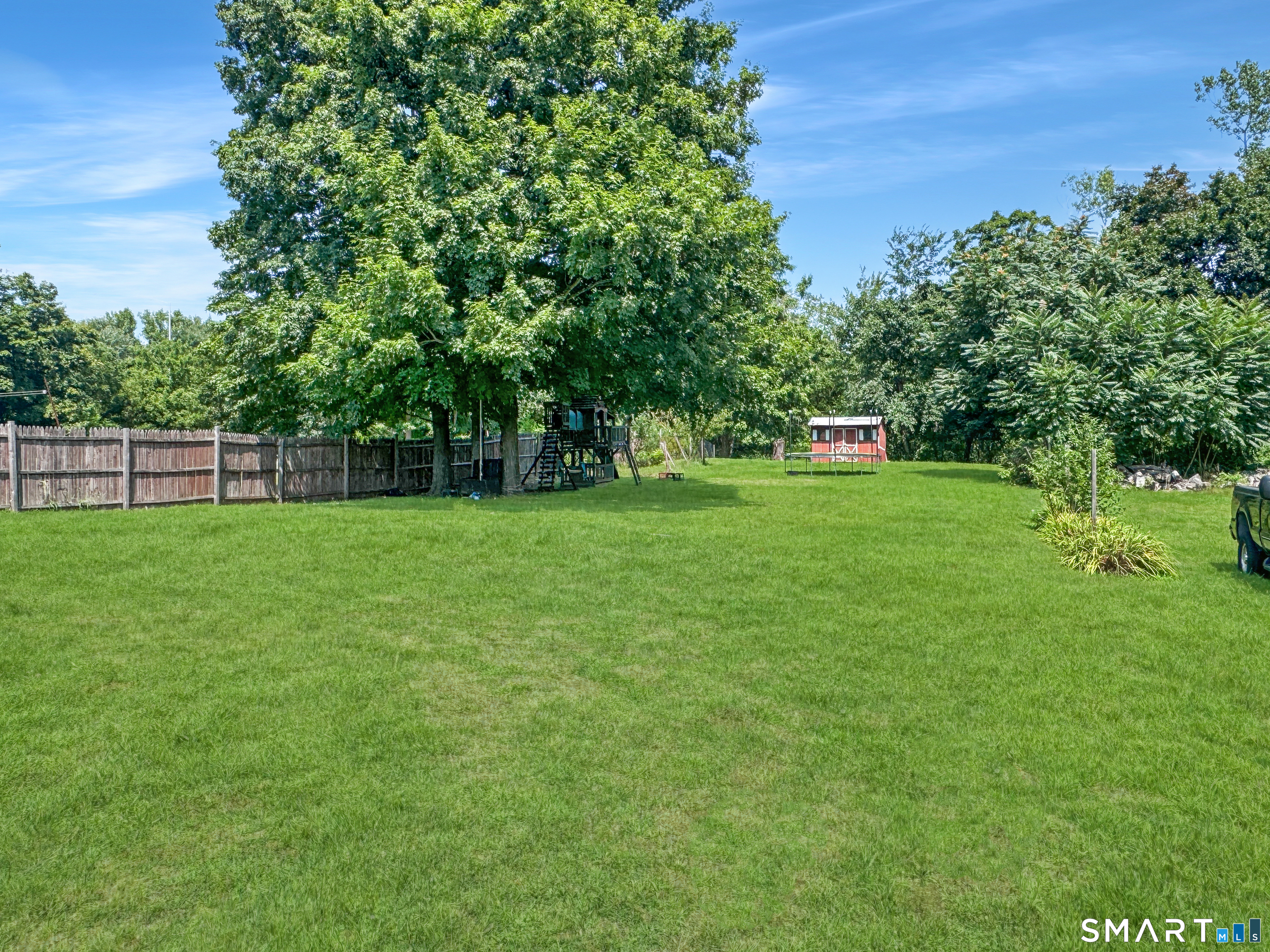 61 Forestville Avenue photo 4