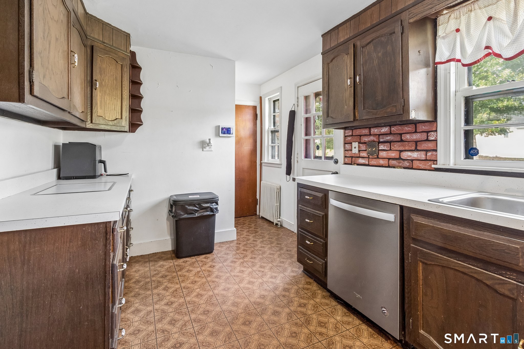 35 Sherman Terrace photo 18