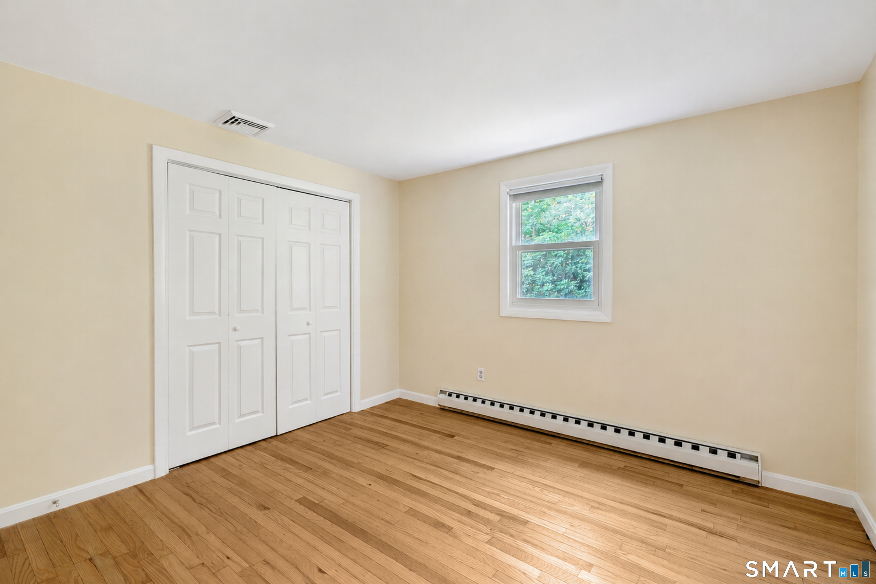 165 Colchester Avenue photo 16