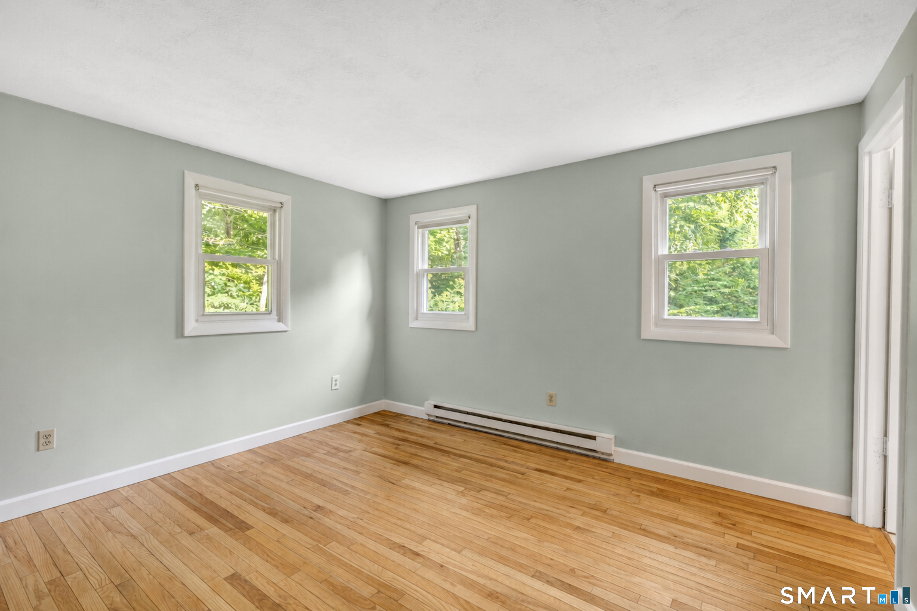 165 Colchester Avenue photo 18
