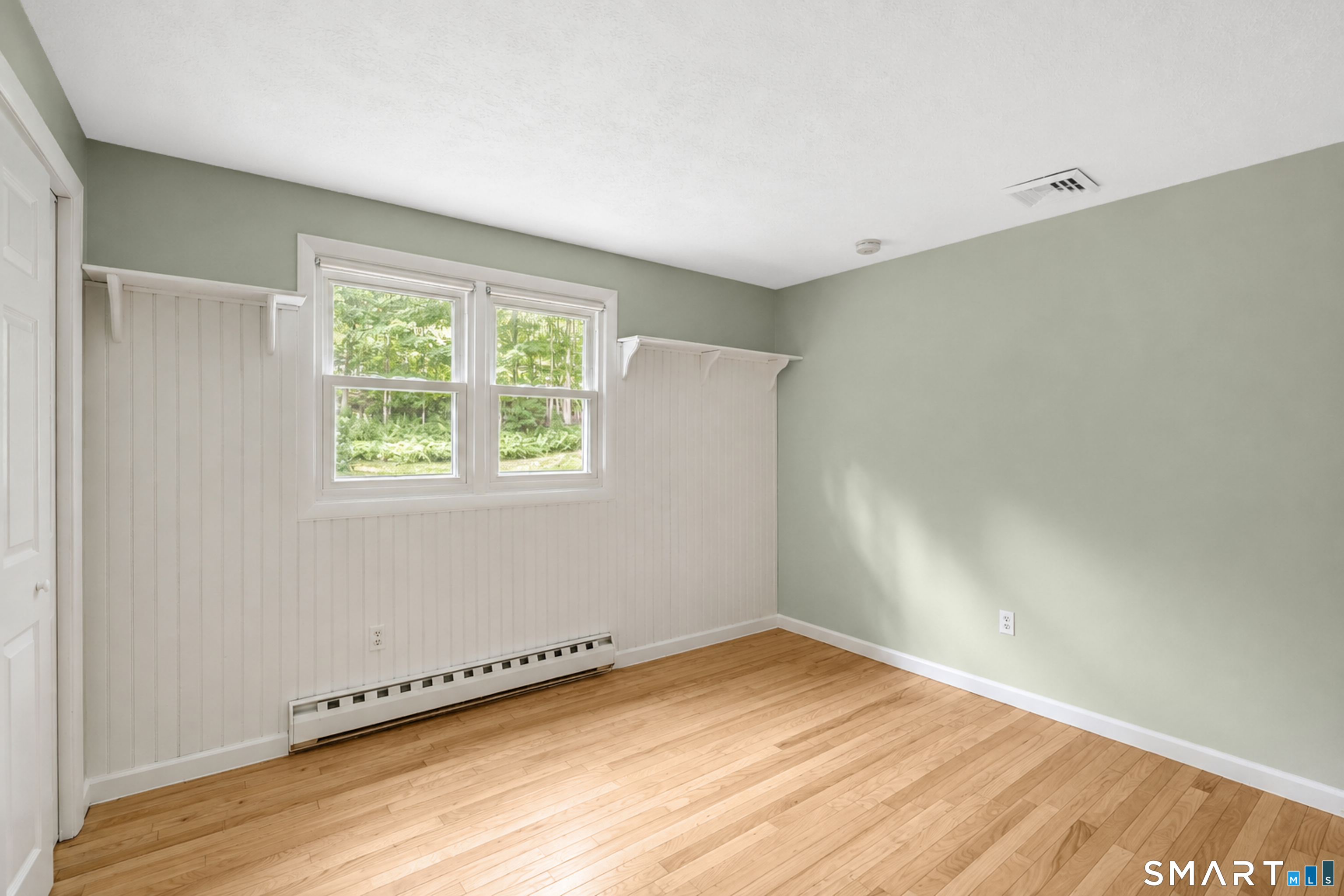 165 Colchester Avenue photo 25