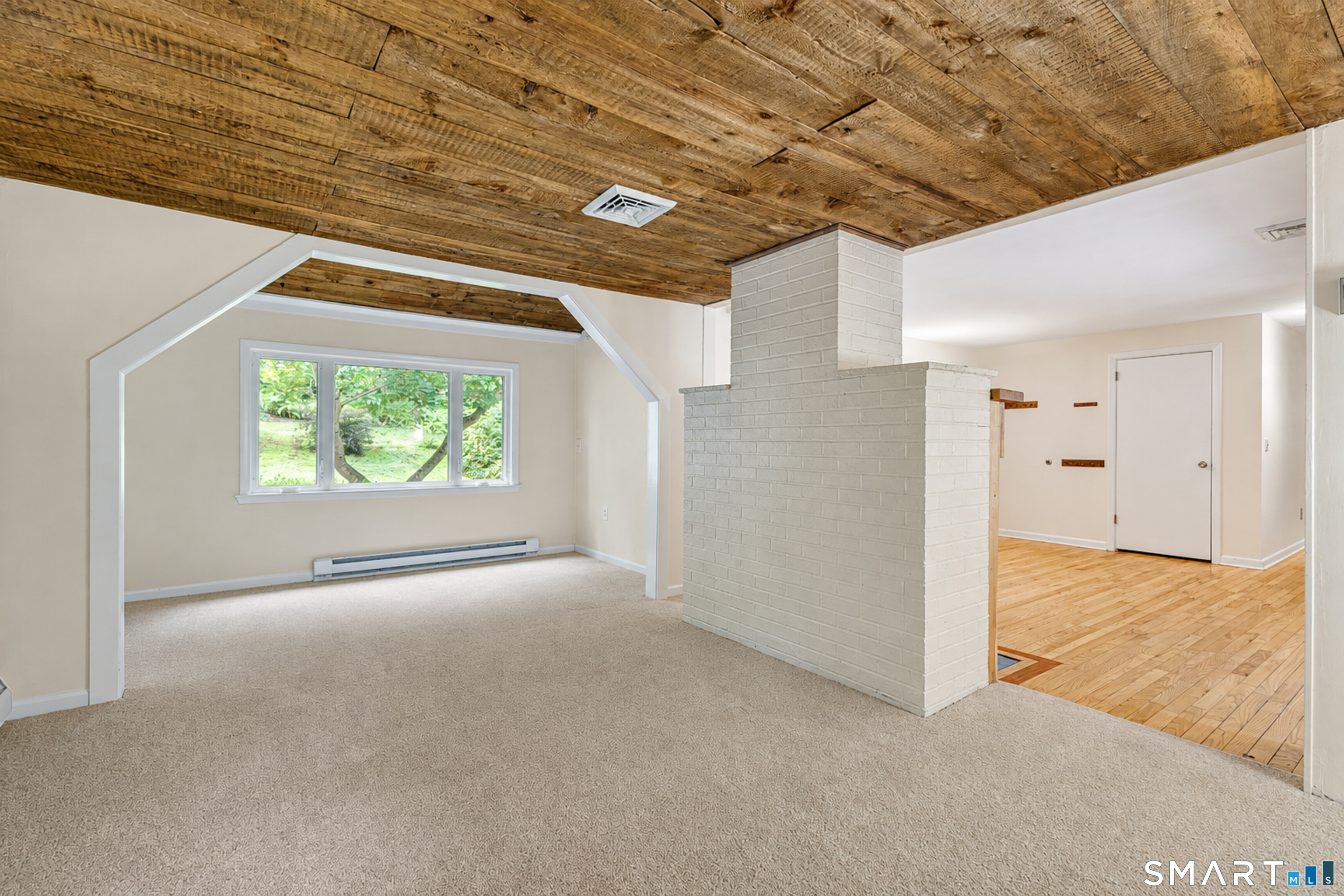 165 Colchester Avenue photo 14