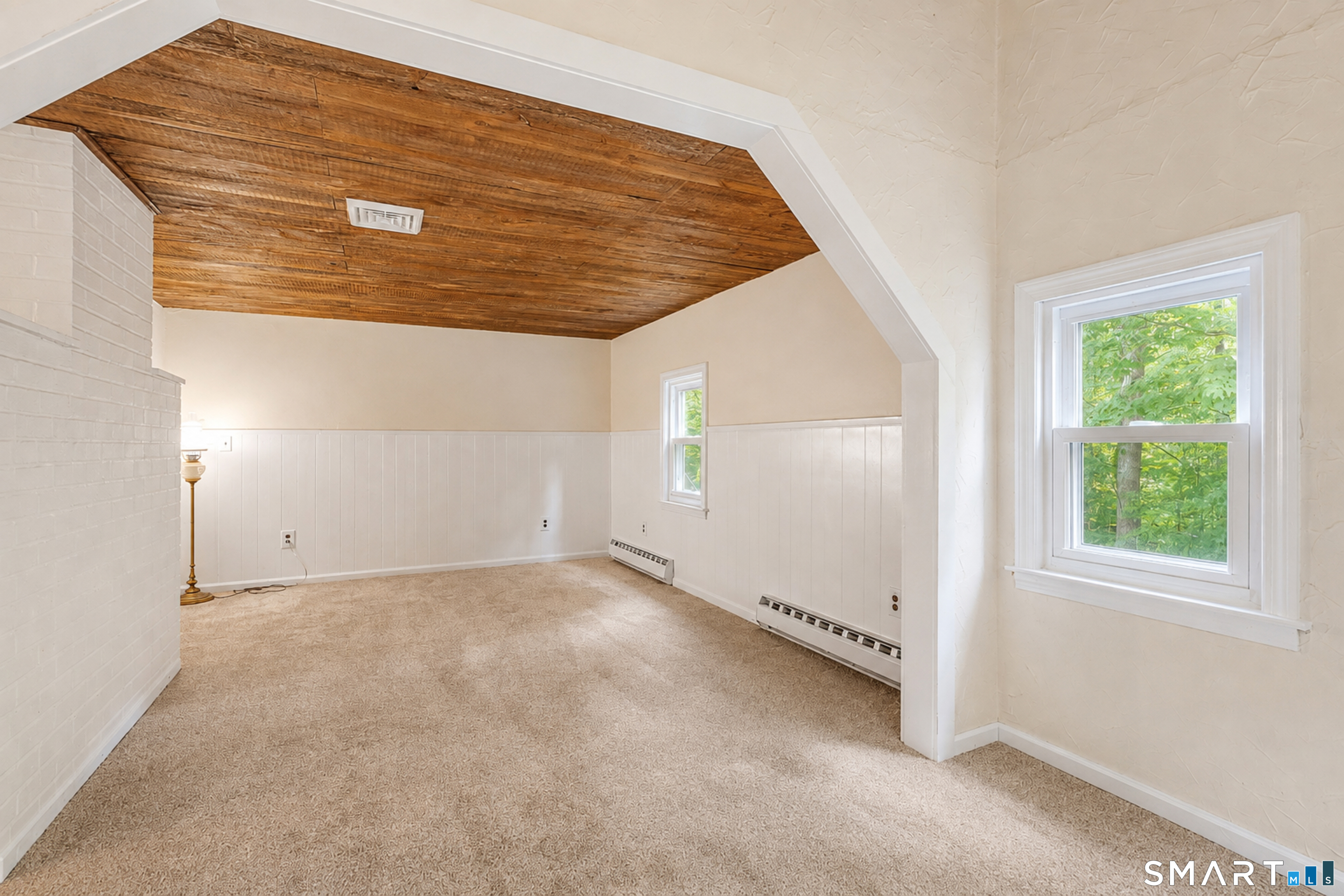 165 Colchester Avenue photo 13
