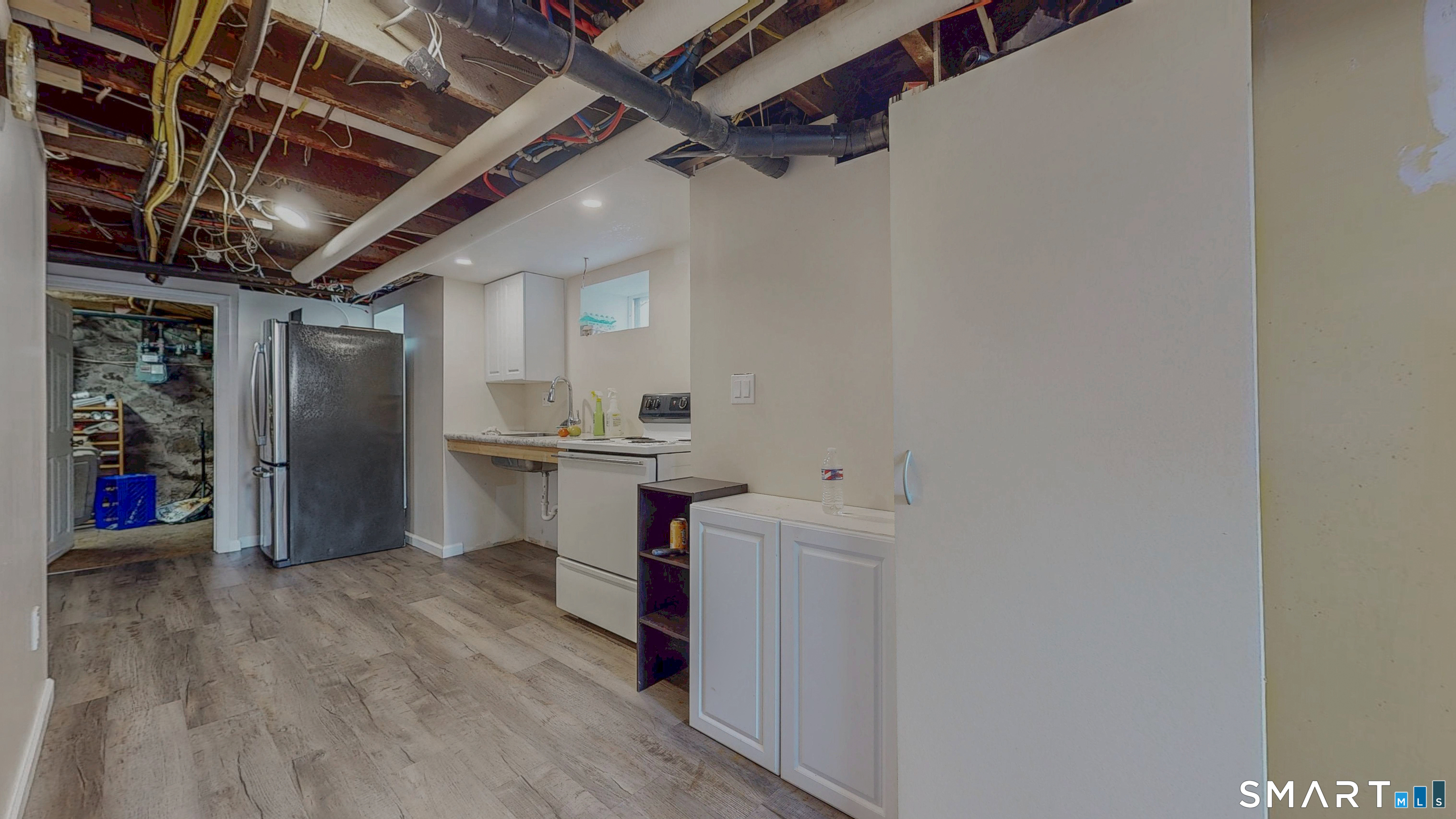 54 Pleasant Street photo 33