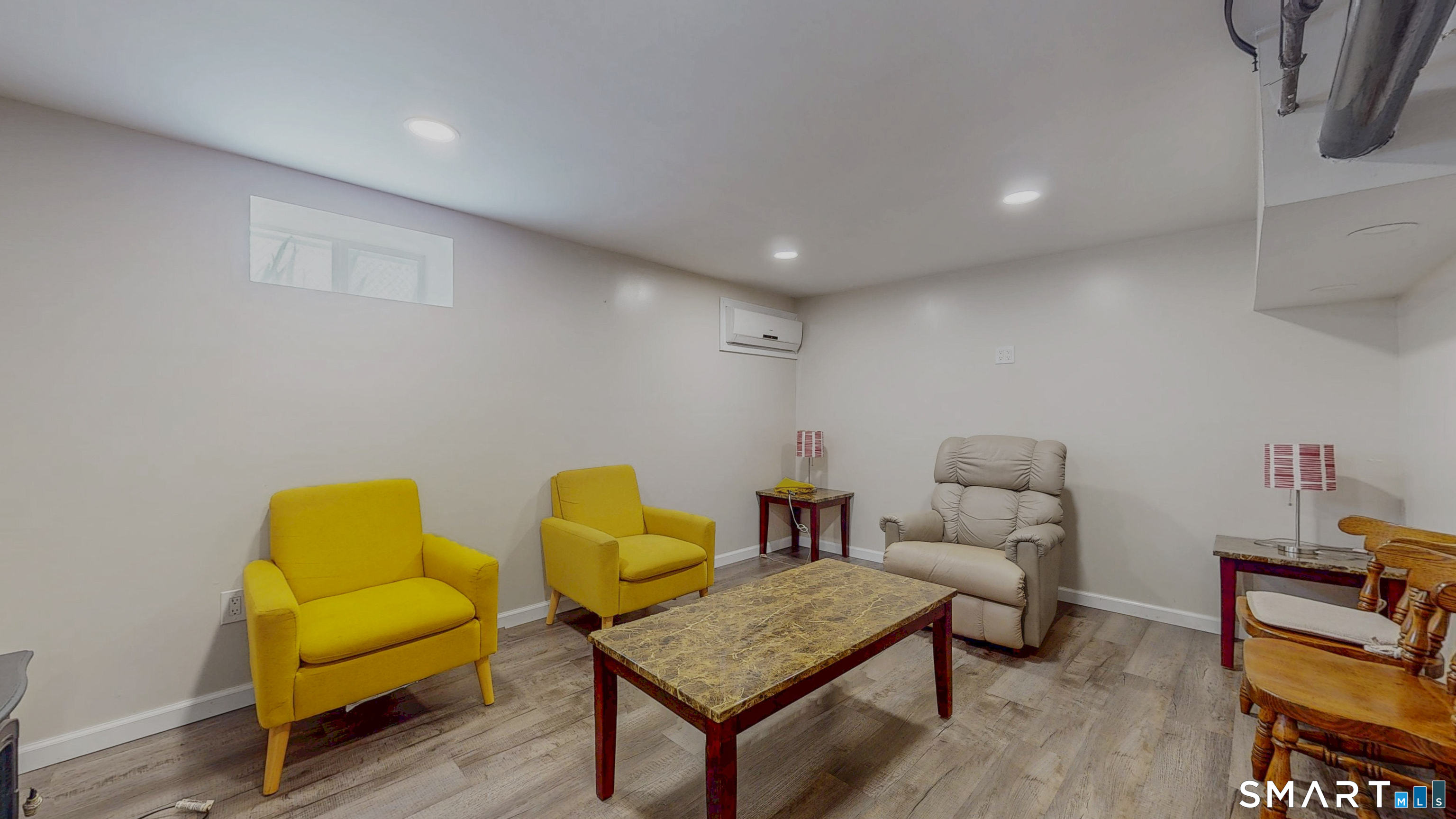 54 Pleasant Street photo 32
