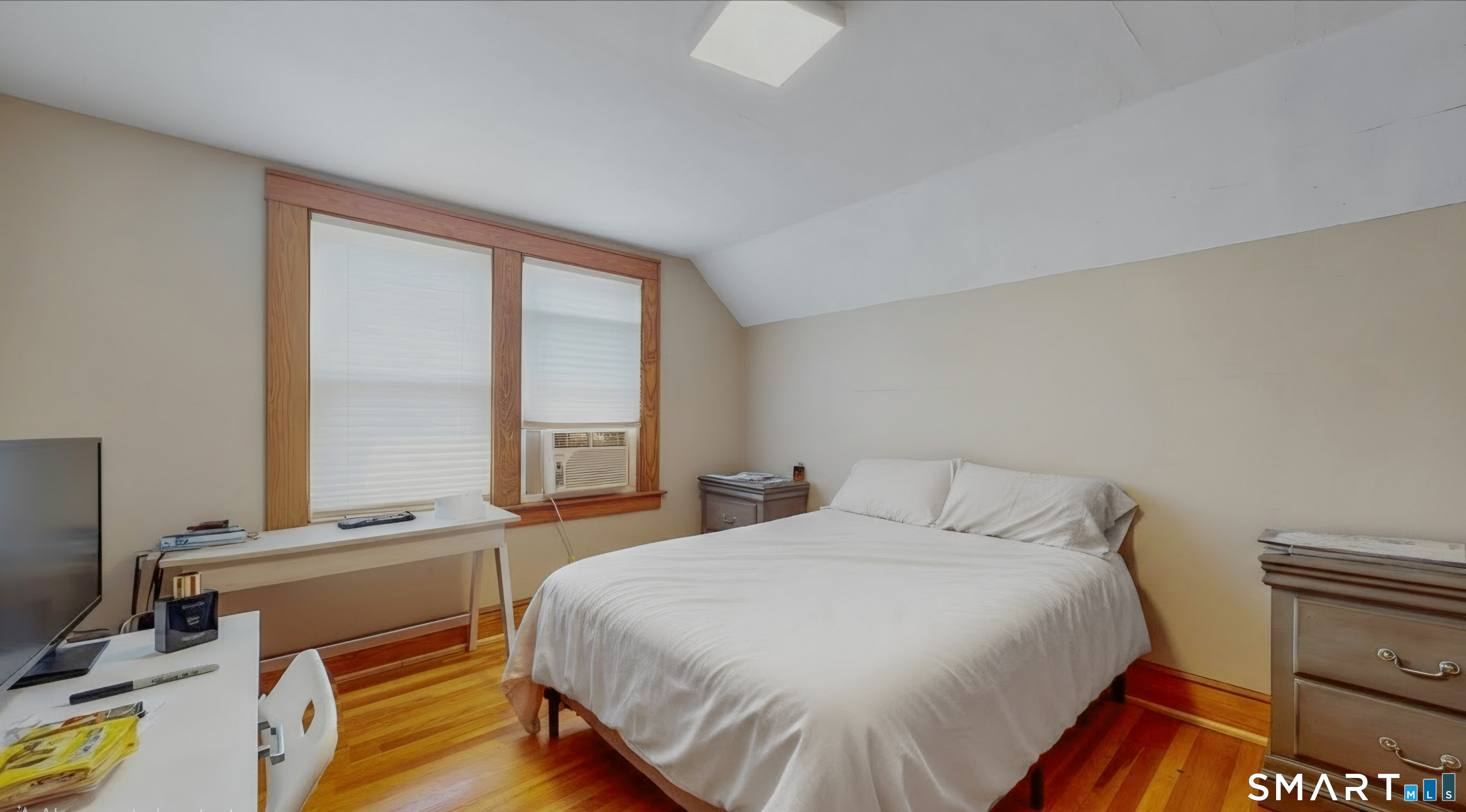 54 Pleasant Street photo 27