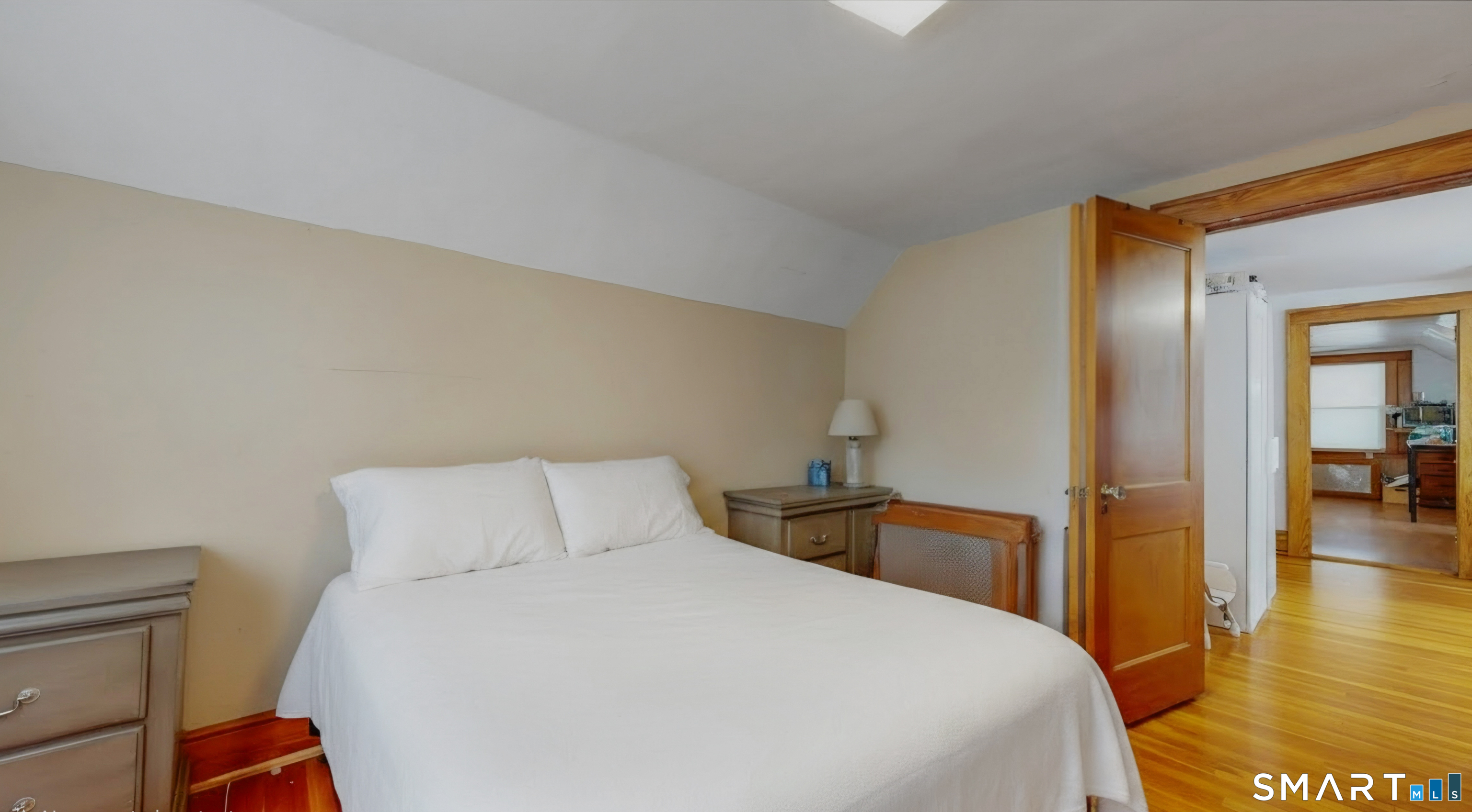 54 Pleasant Street photo 28