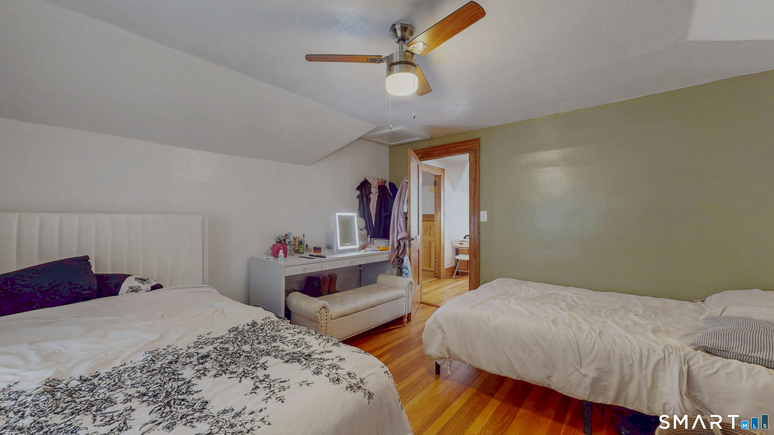 54 Pleasant Street photo 30