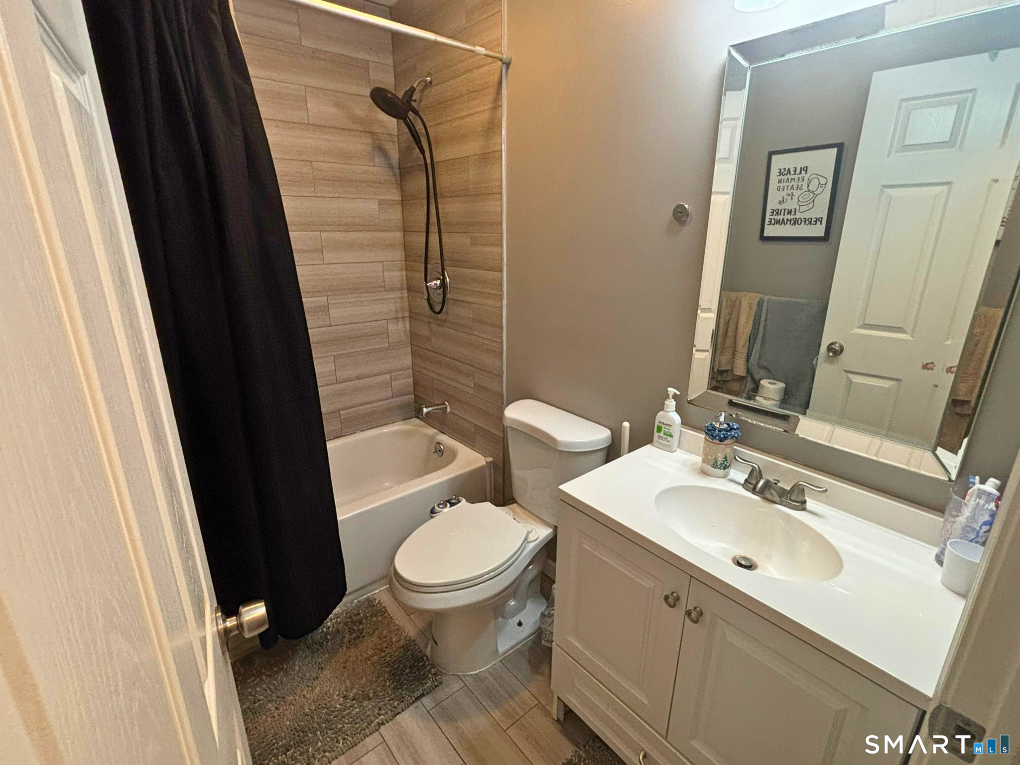 66 Greenview Drive photo 13