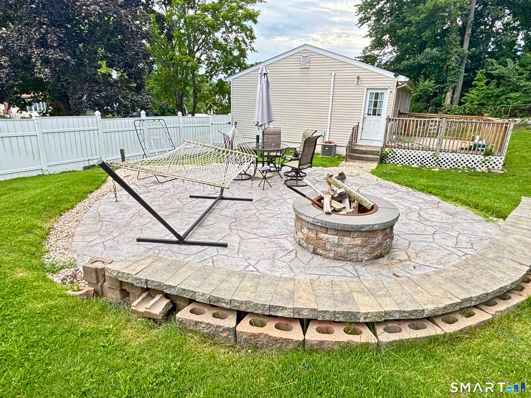 66 Greenview Drive photo 28