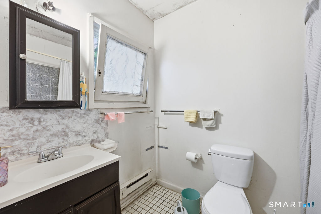 639 Arch Street photo 27